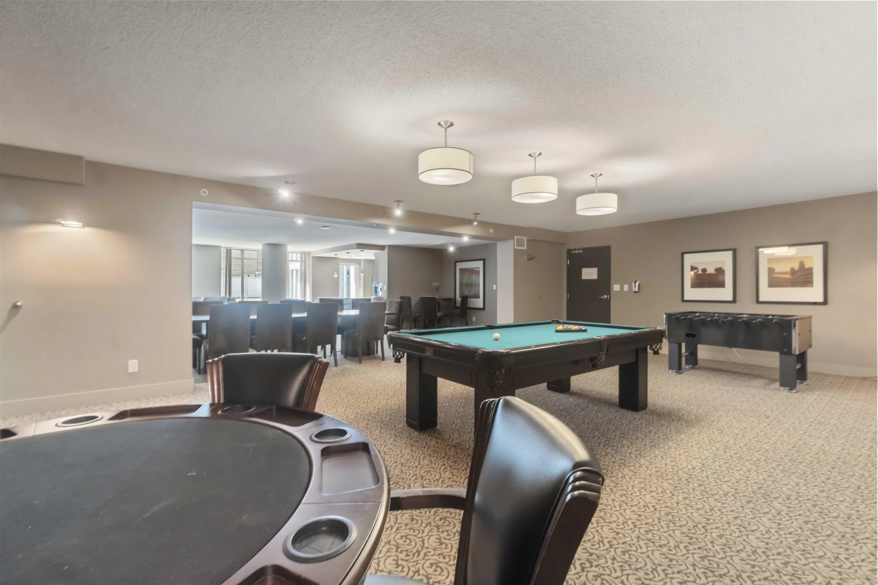 1712 610 Granville Street
