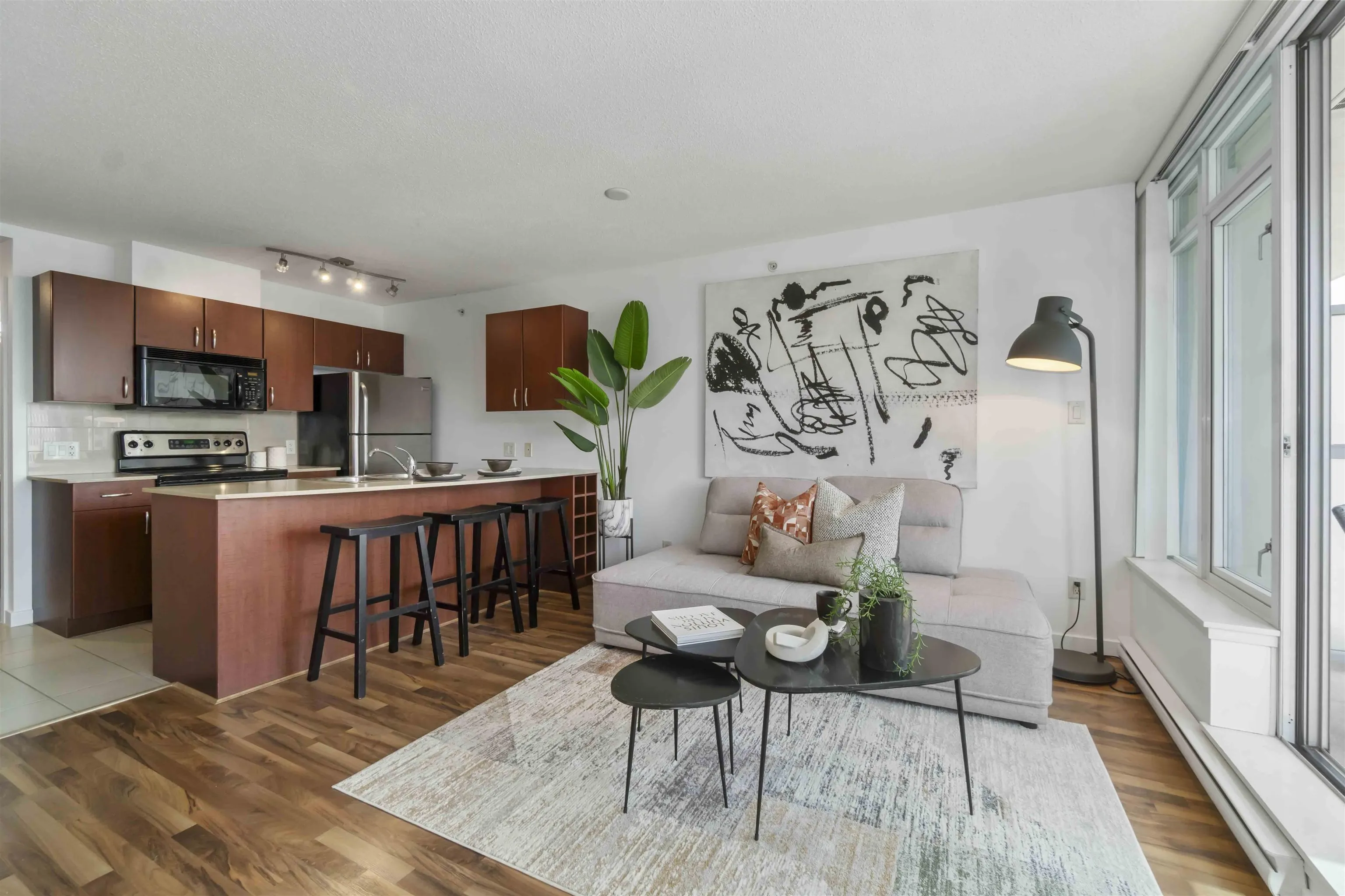 1712 610 Granville Street