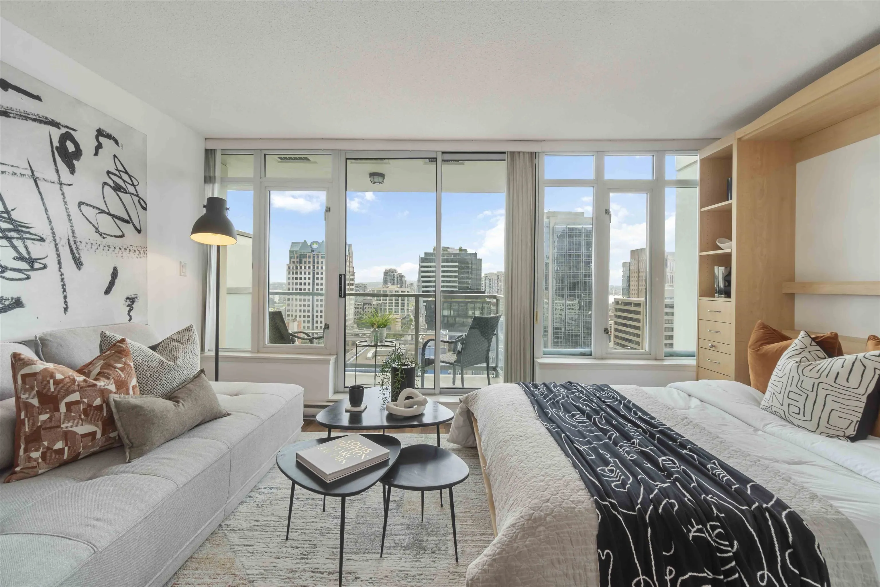 1712 610 Granville Street