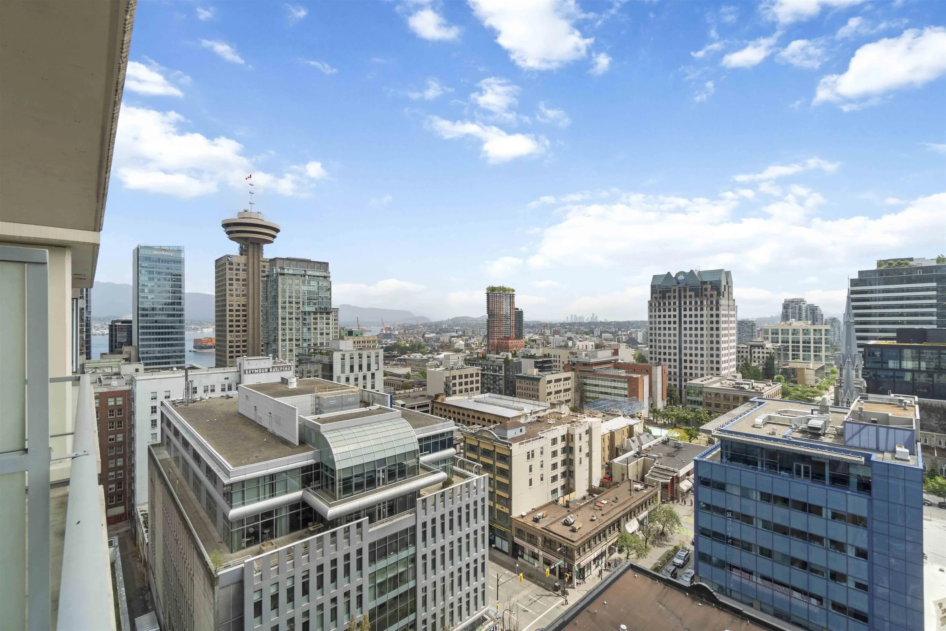 1712 610 Granville Street