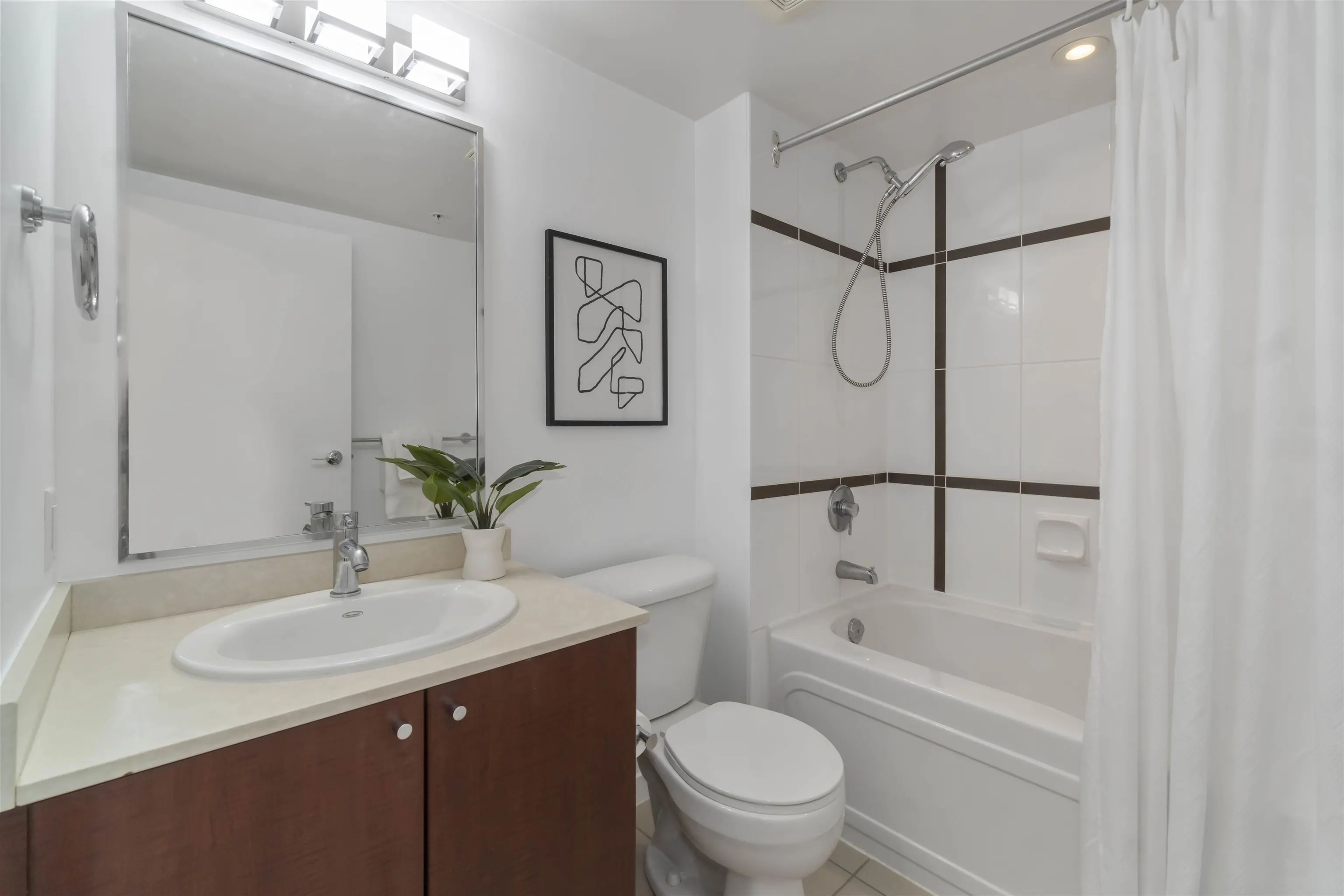 1712 610 Granville Street
