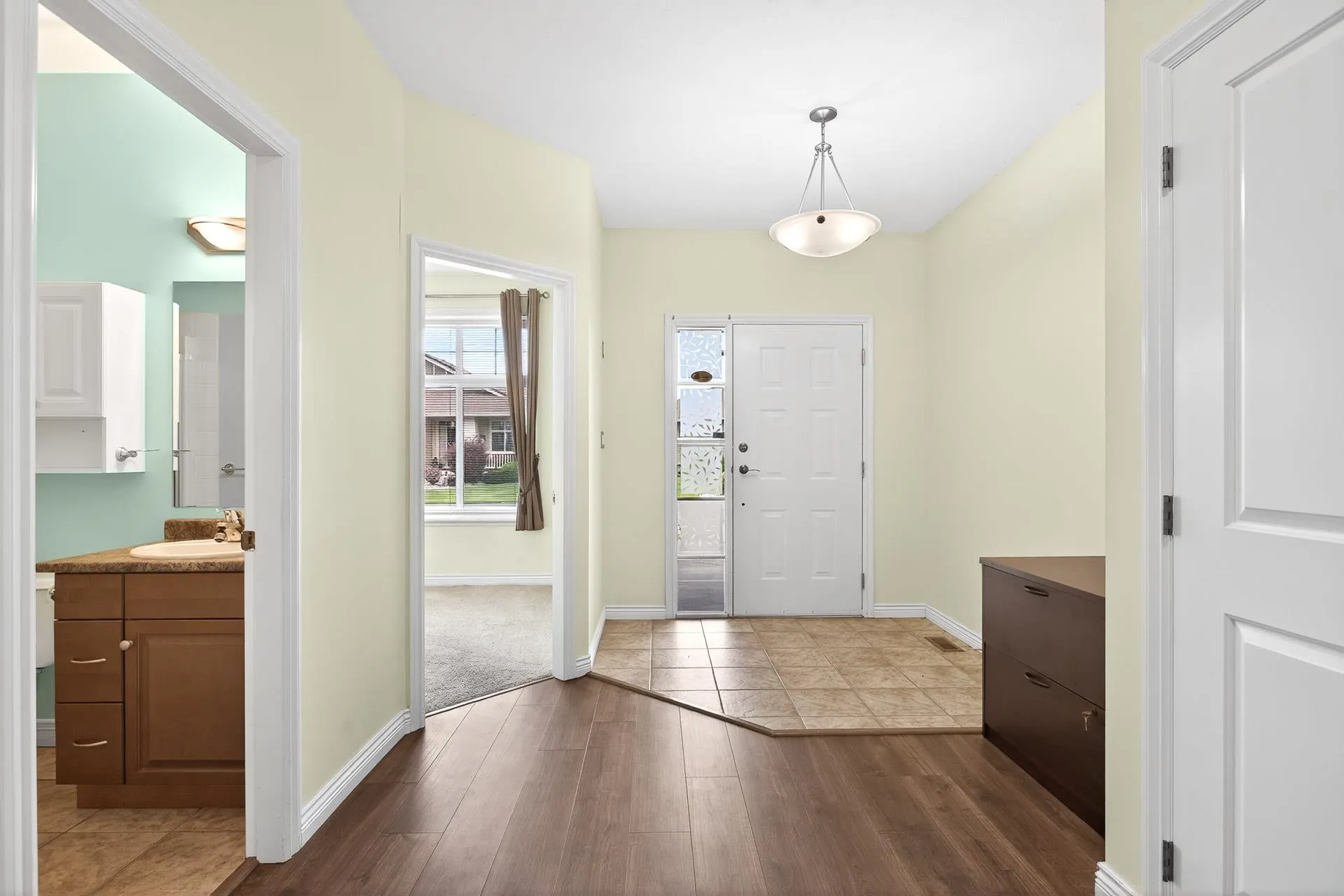 6000 Hunter Creek Crescent