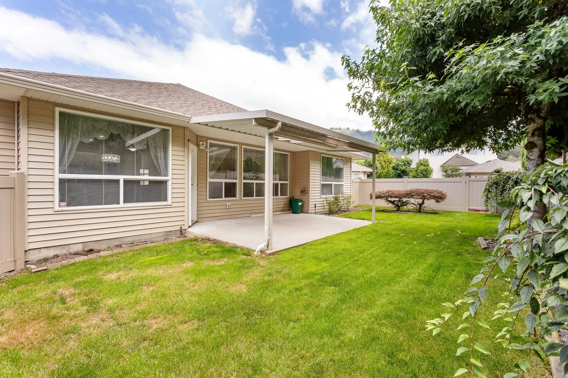 6000 Hunter Creek Crescent