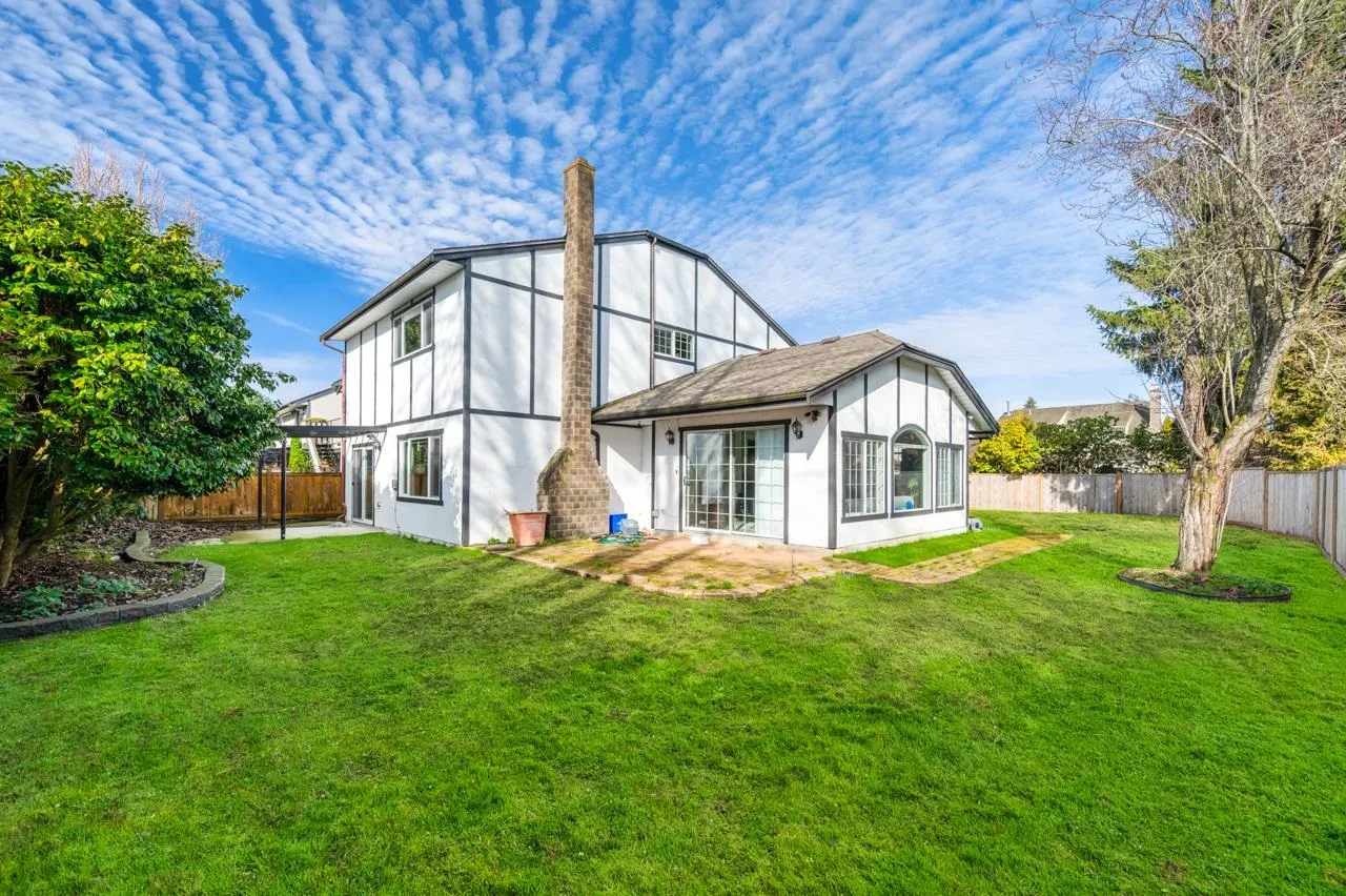 5660 Stefanko Place
