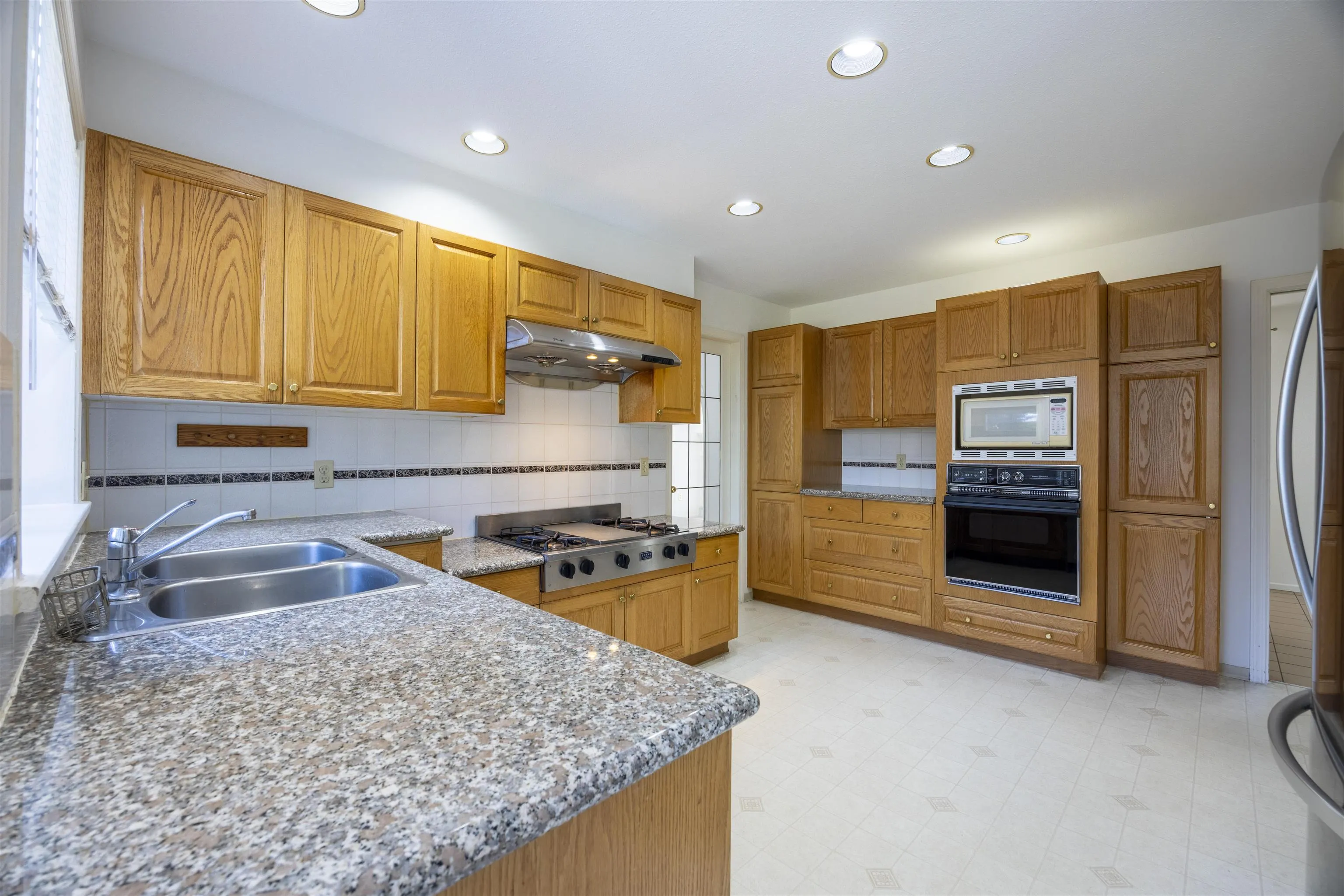 2063 W 47th Avenue