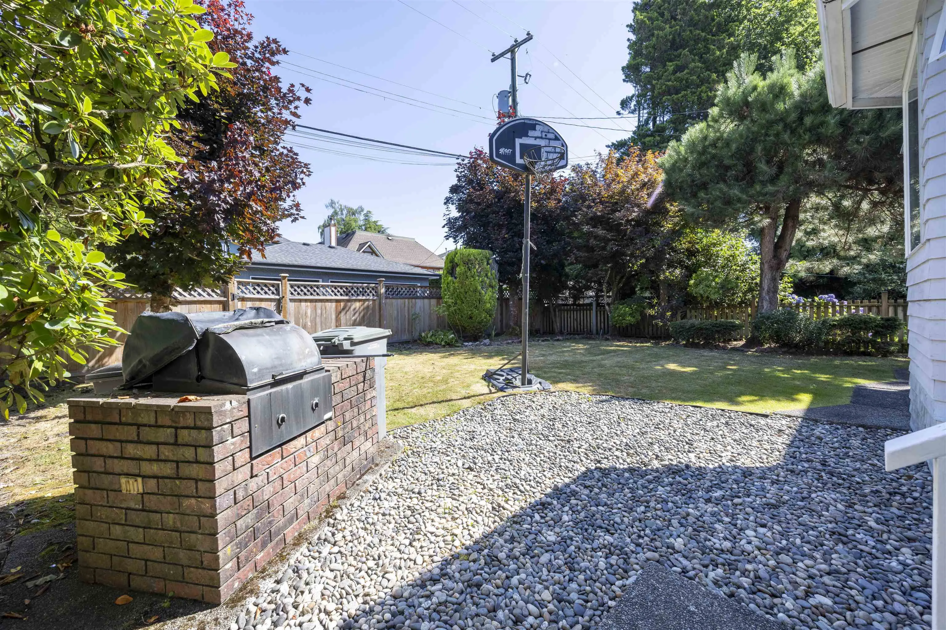 2063 W 47th Avenue