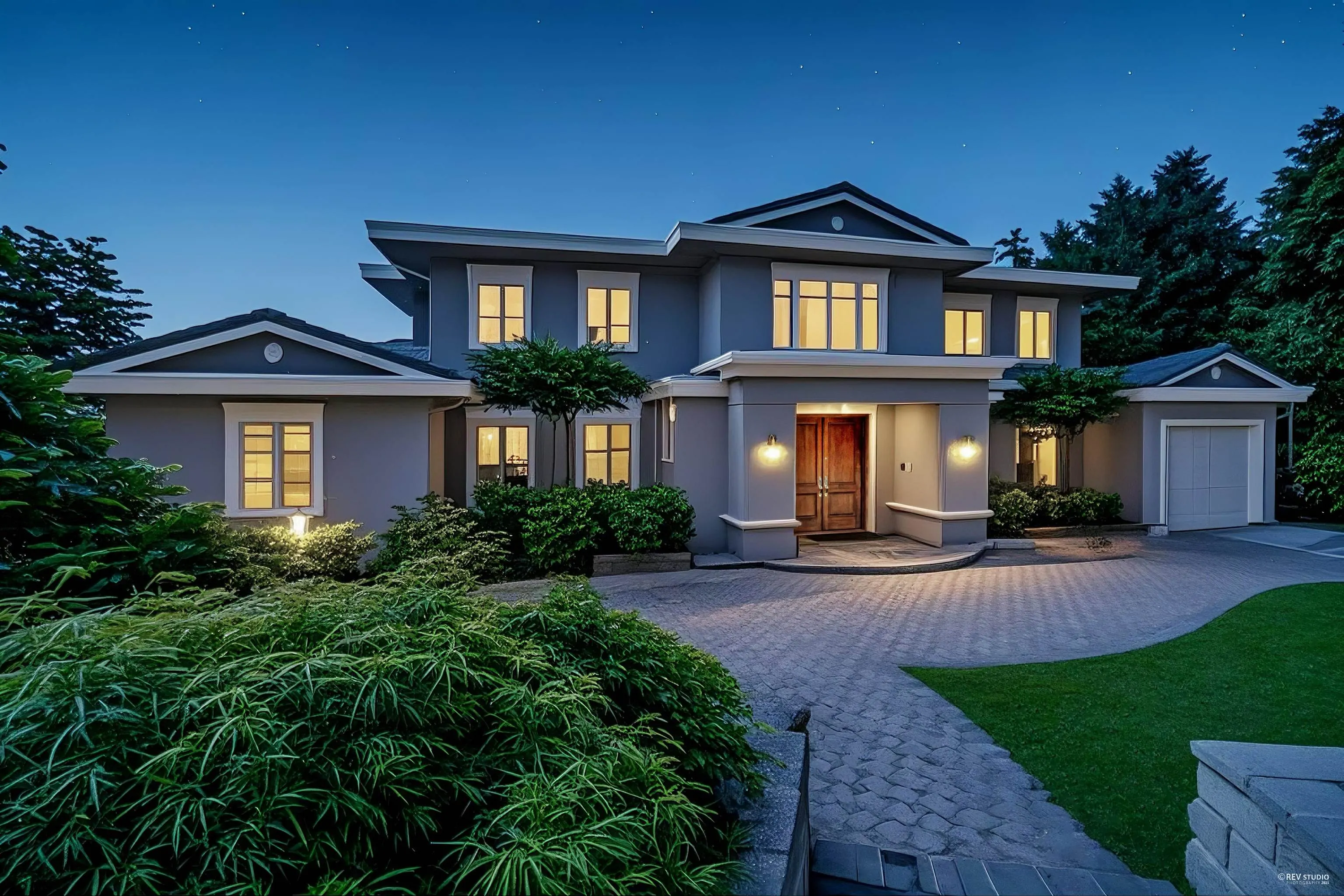 848 Fairmile Road