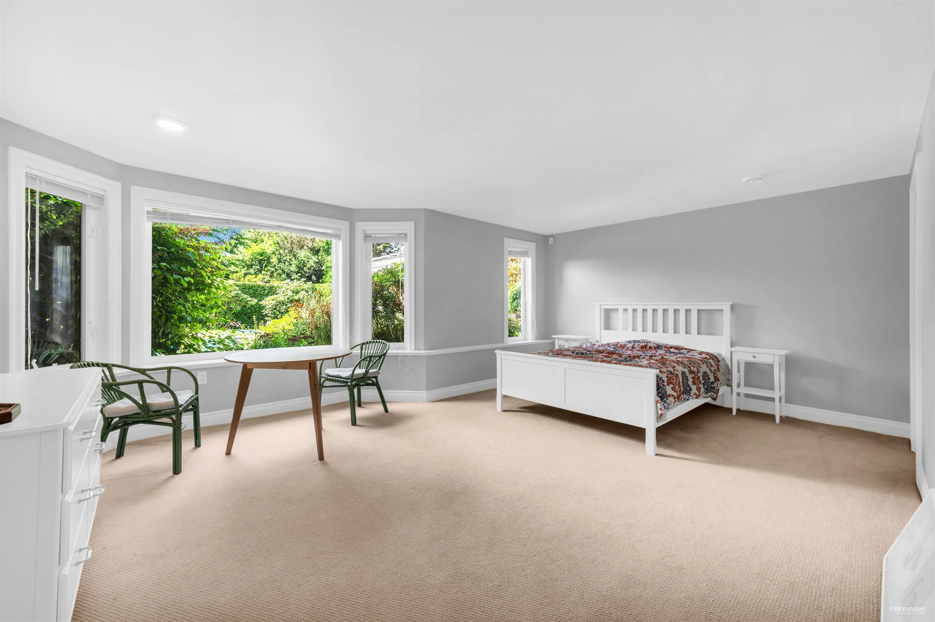 848 Fairmile Road