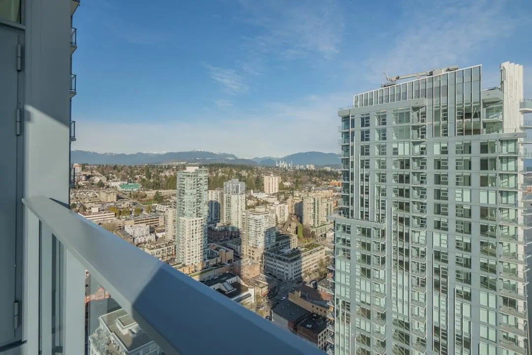 3907 680 Quayside Drive