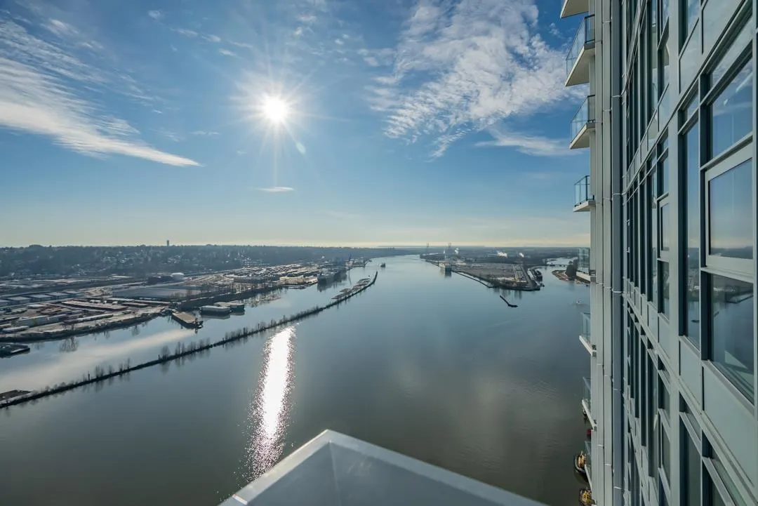 3907 680 Quayside Drive