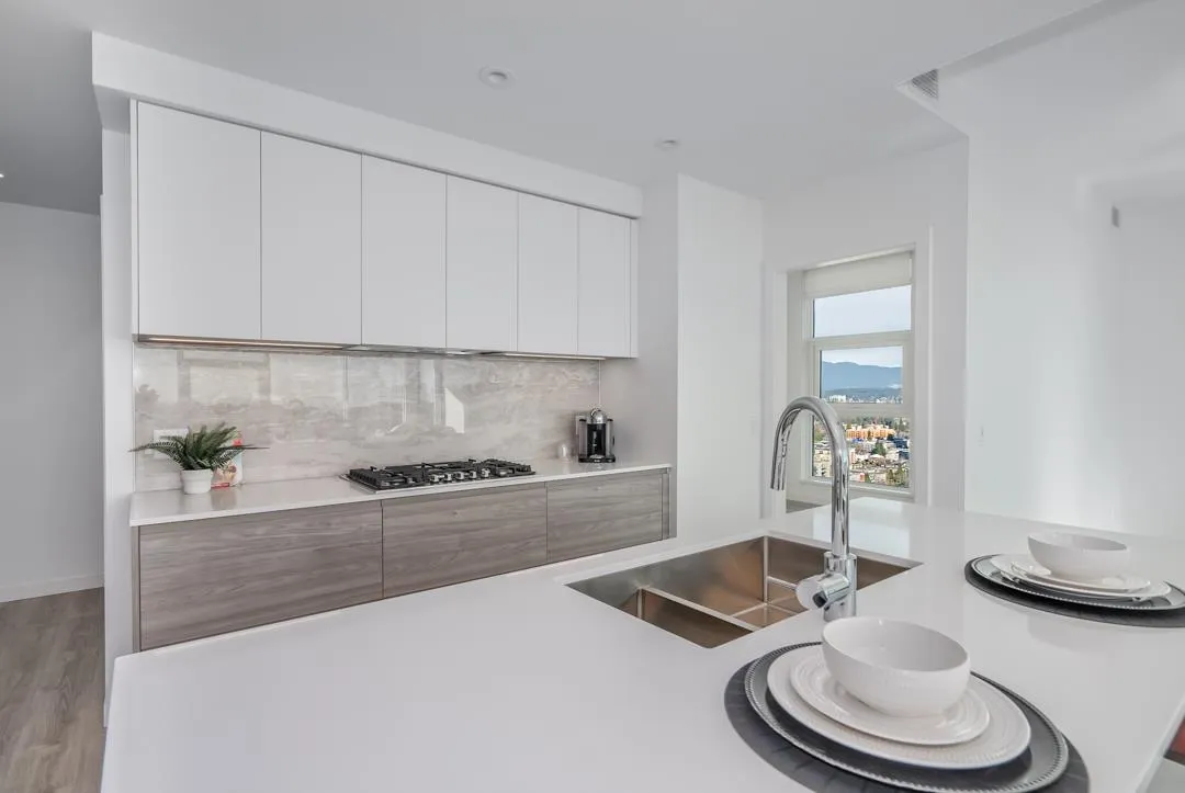 3907 680 Quayside Drive