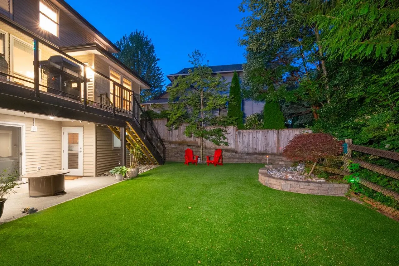 28 Alder Drive