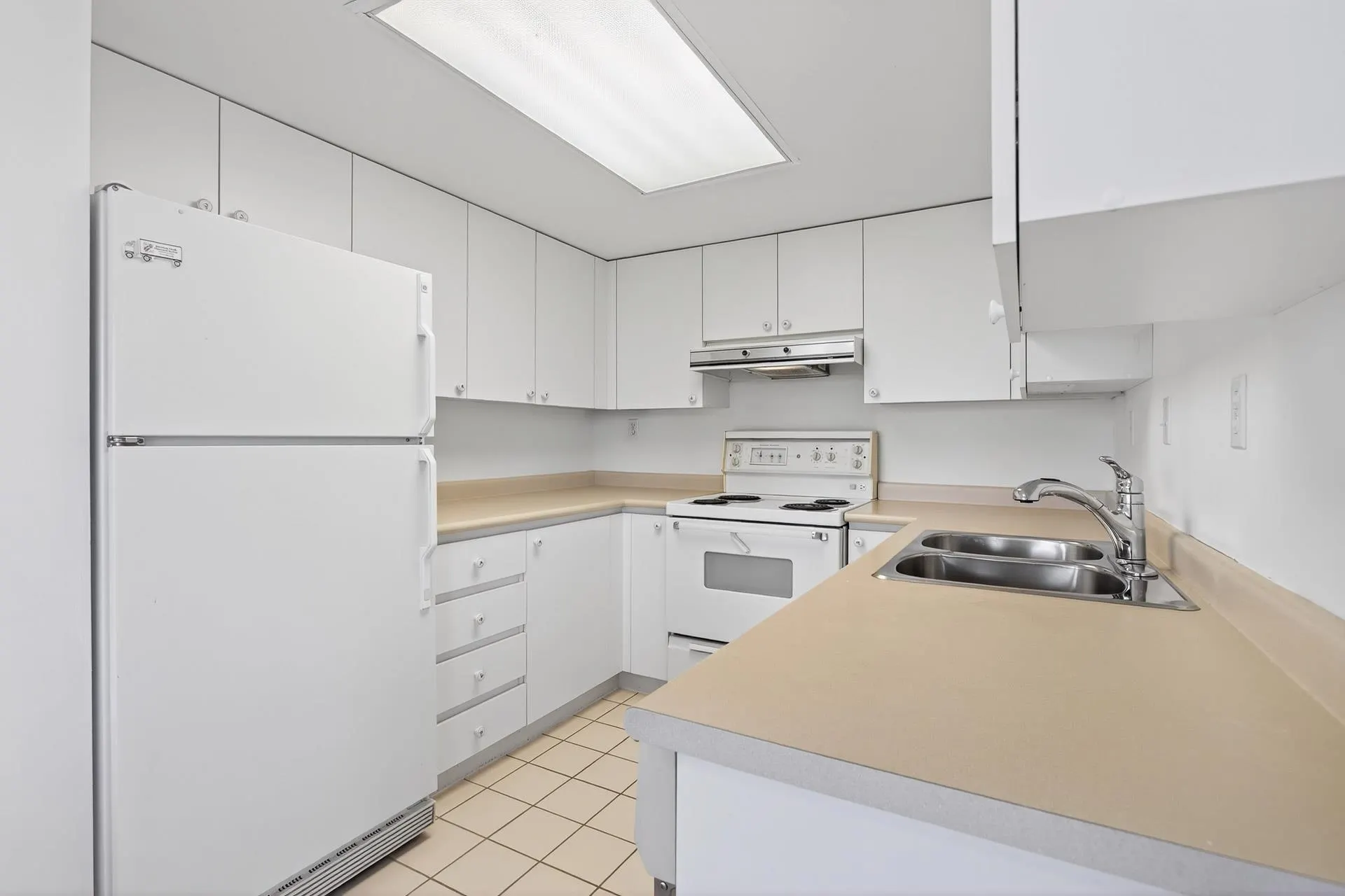 704 10082 148 Street