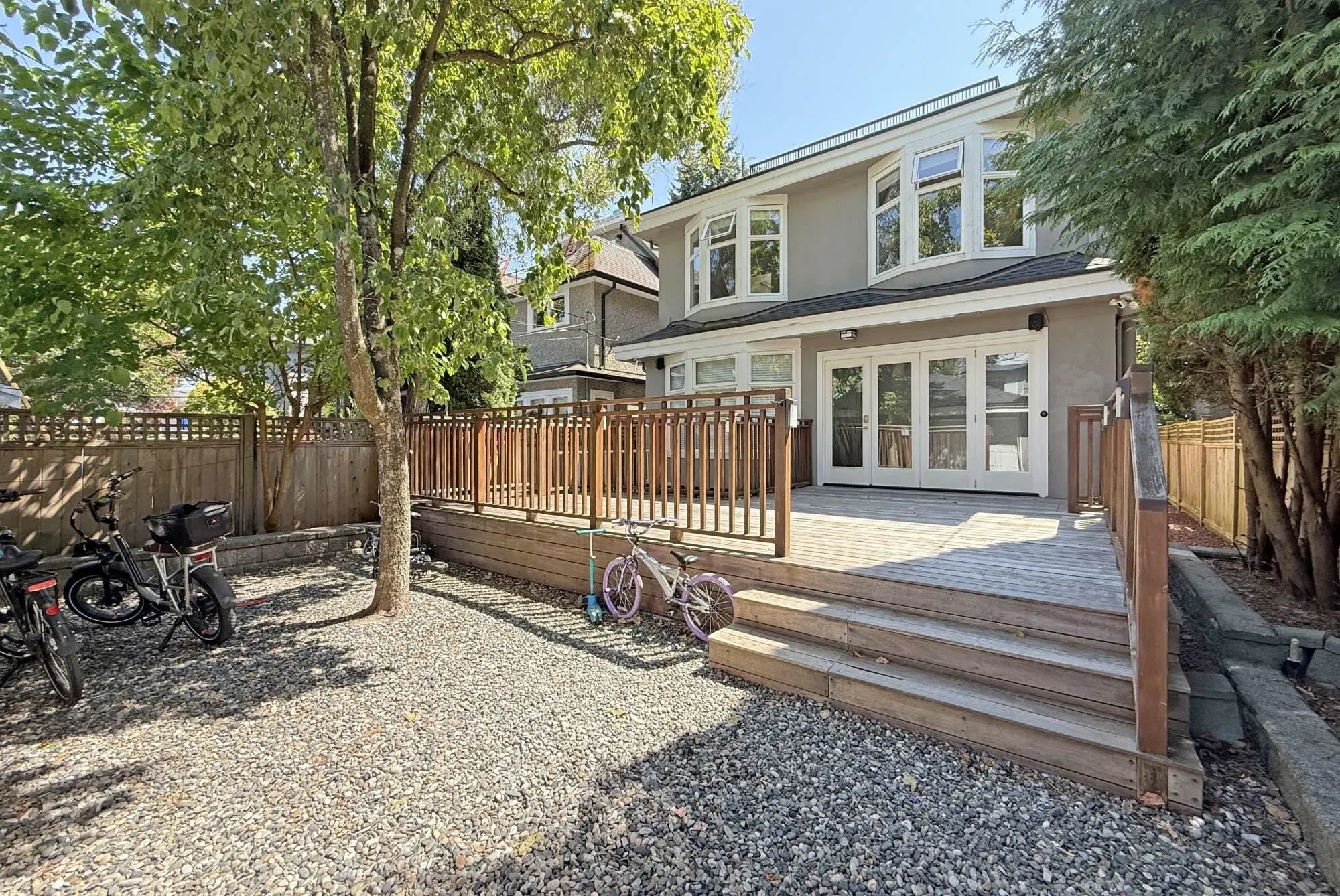 4447 W 15th Avenue