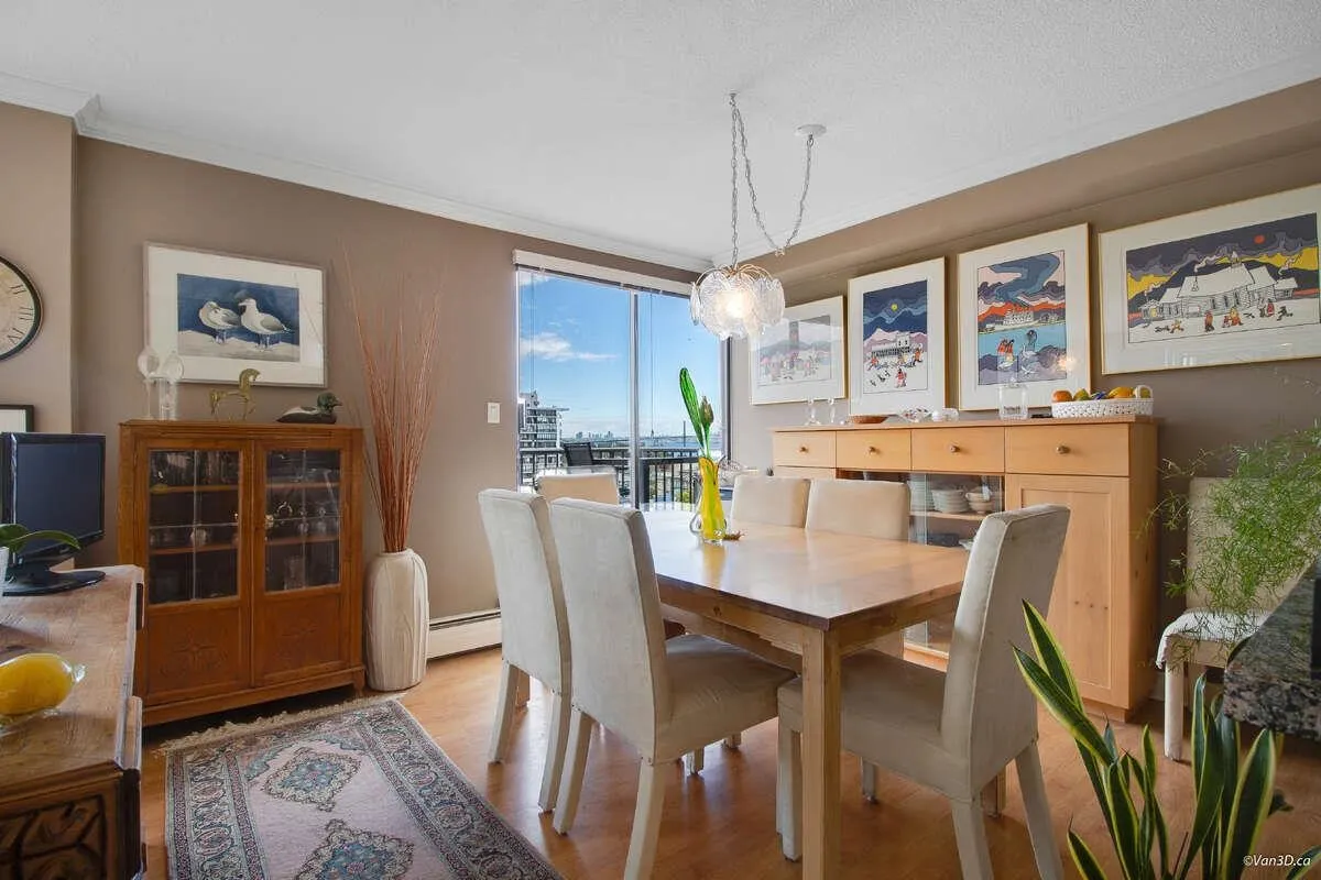 903 1745 Esquimalt Avenue