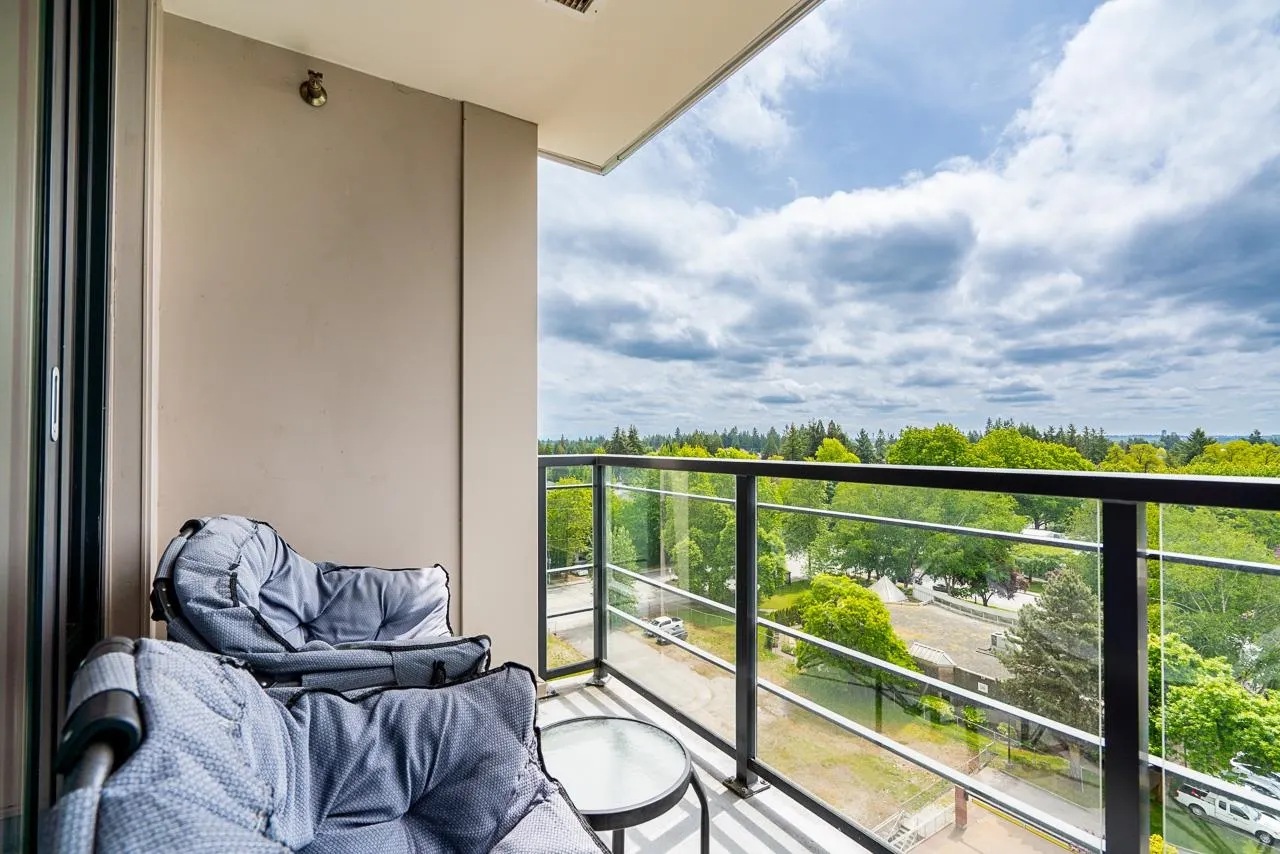 906 12069 Harris Road