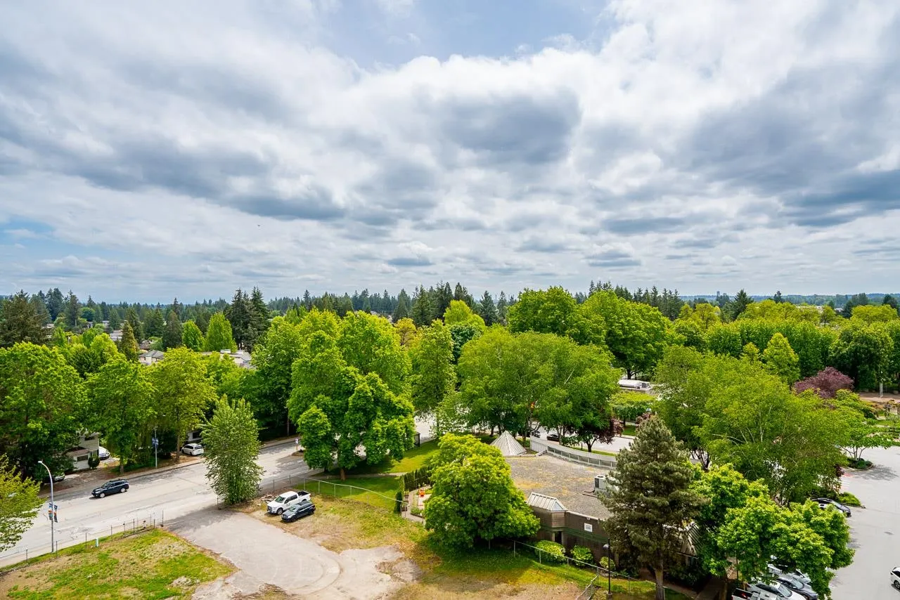 906 12069 Harris Road