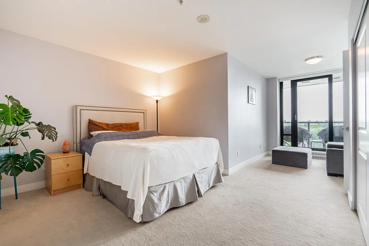 906 12069 Harris Road