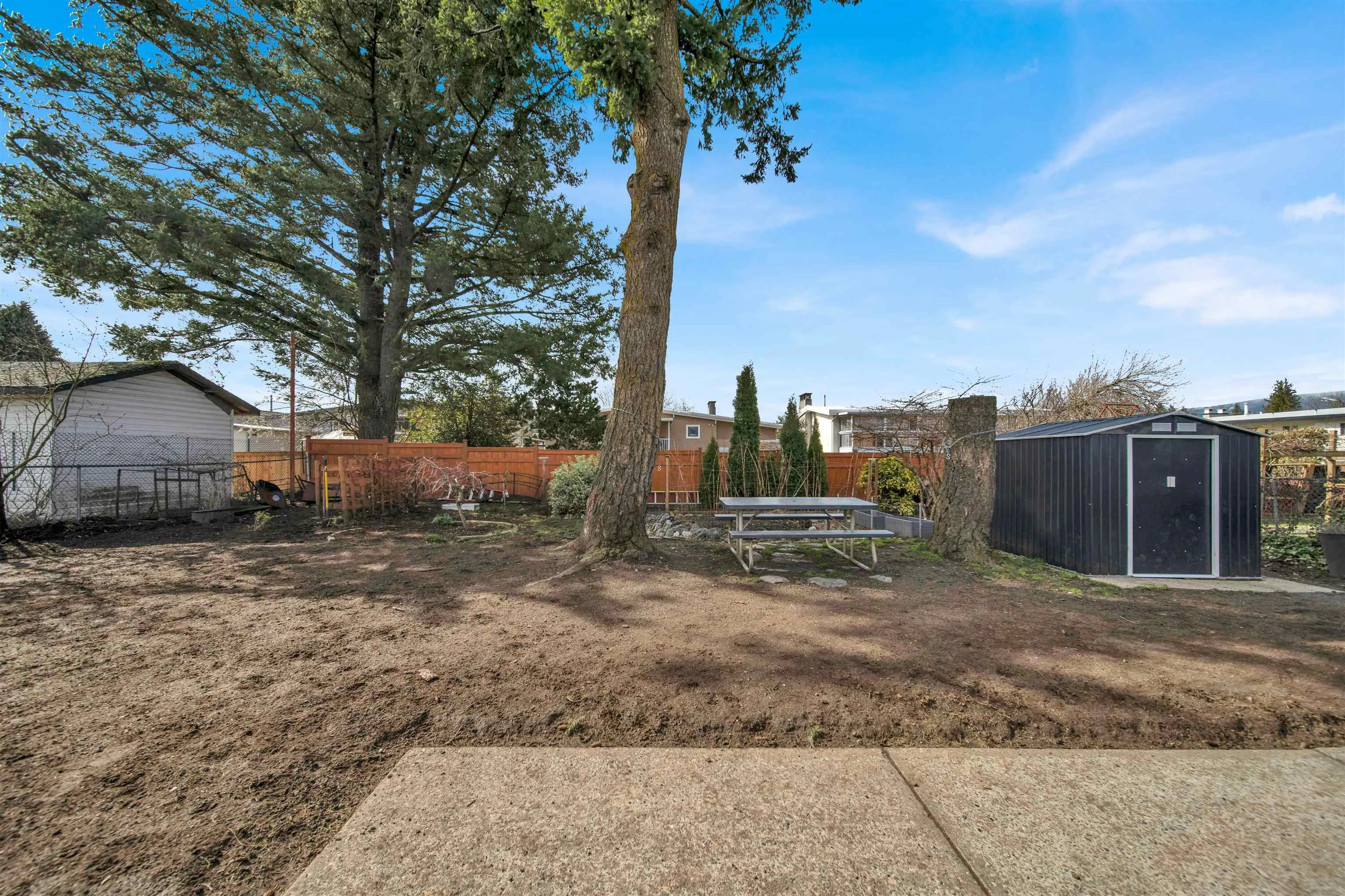 6317 Reid Road