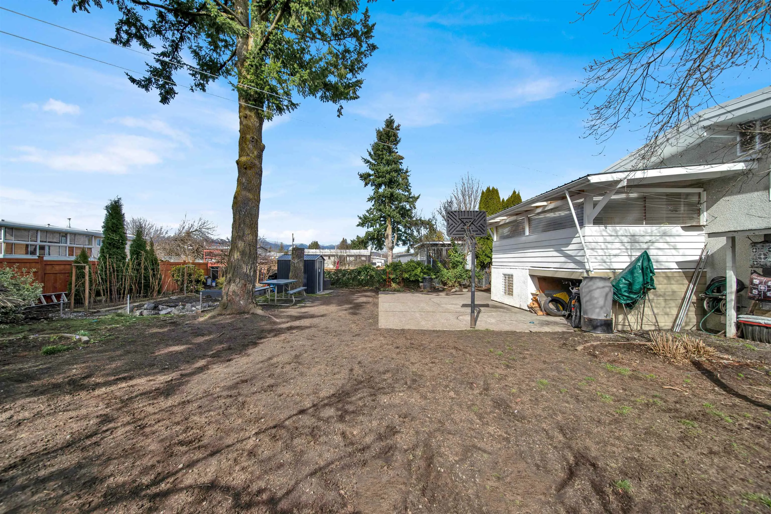 6317 Reid Road