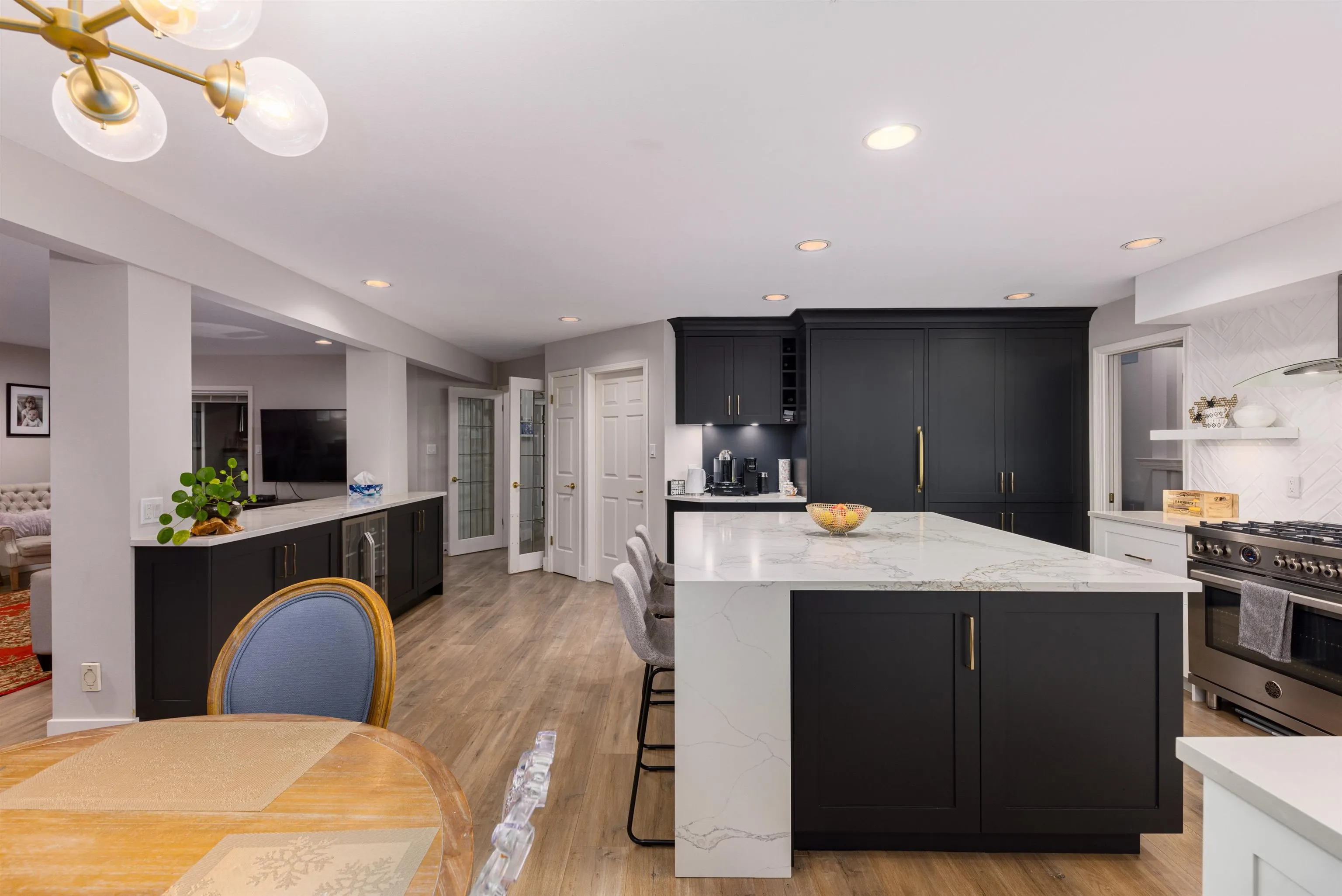 4702 Stahaken Court