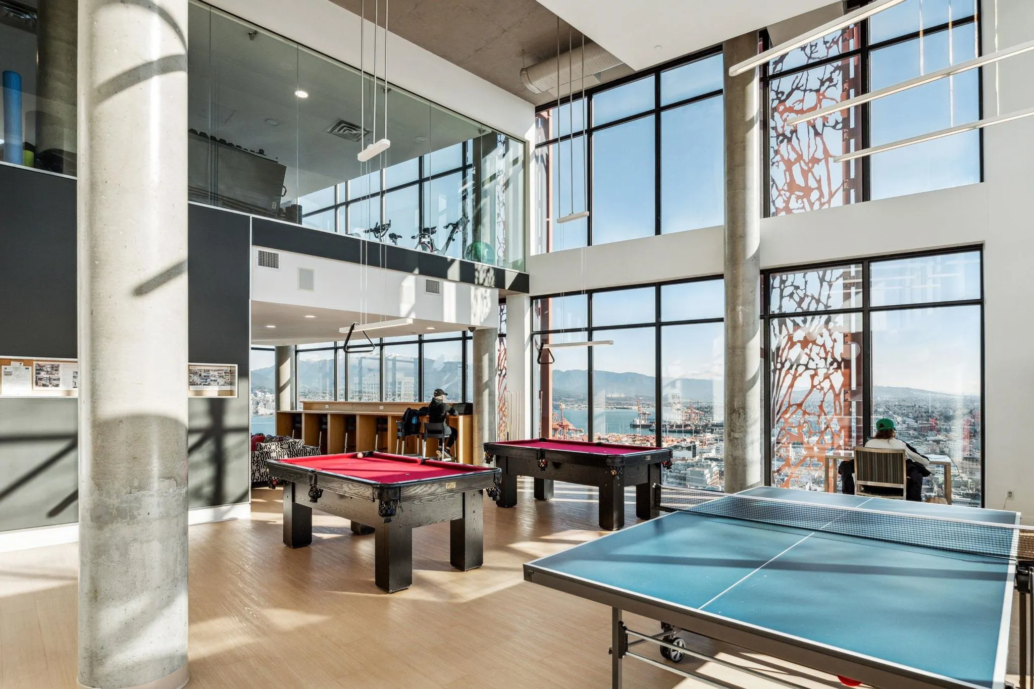 703 128 W Cordova Street