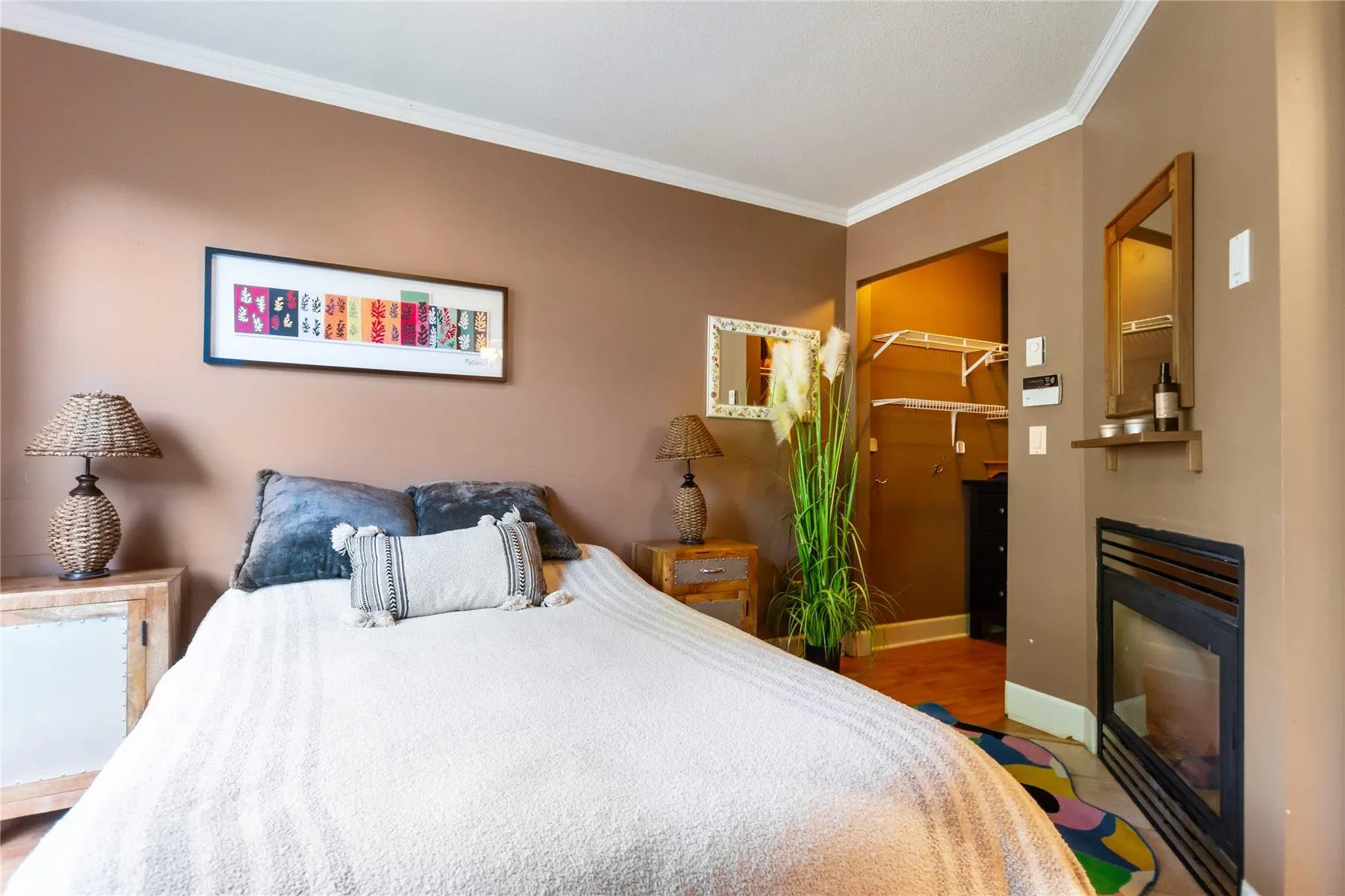 210 1989 Dunbar Street