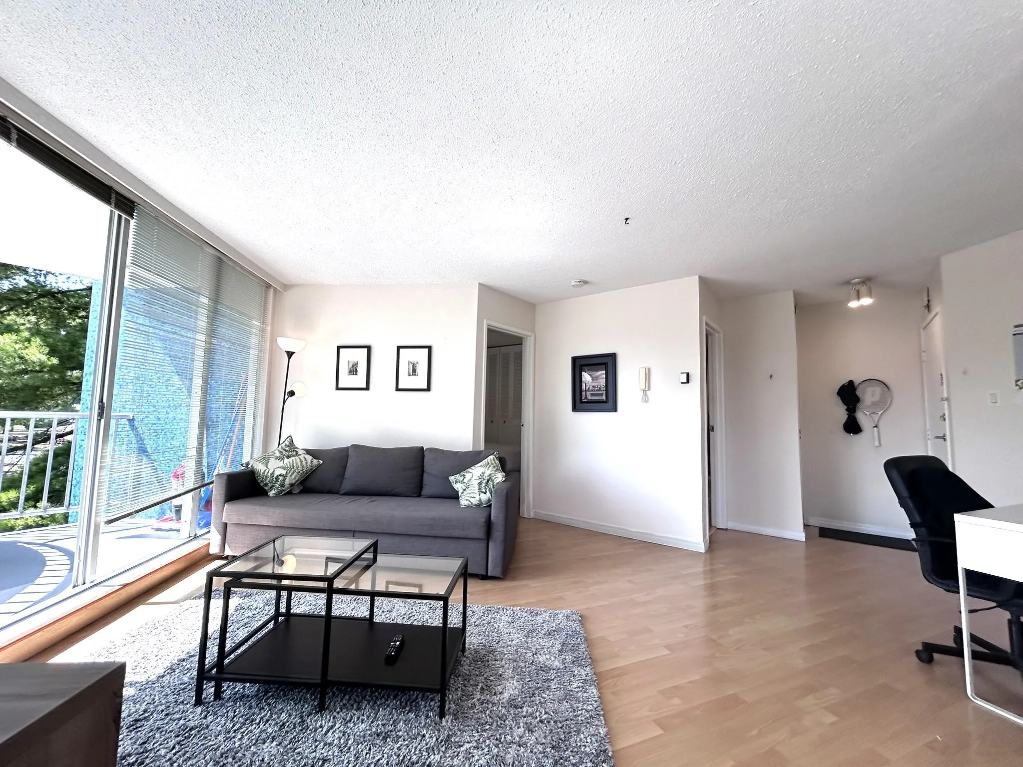 303 4691 W 10th Avenue