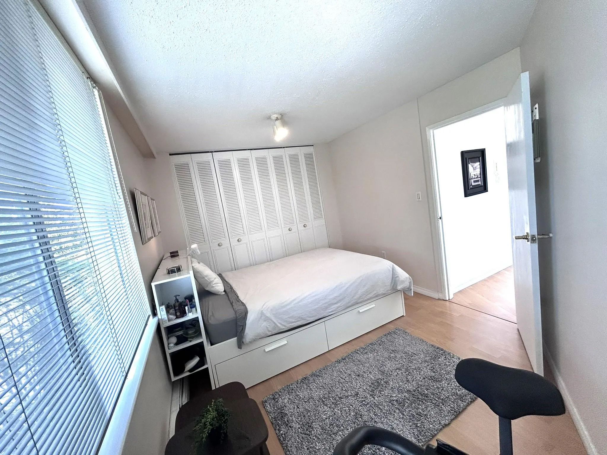 303 4691 W 10th Avenue