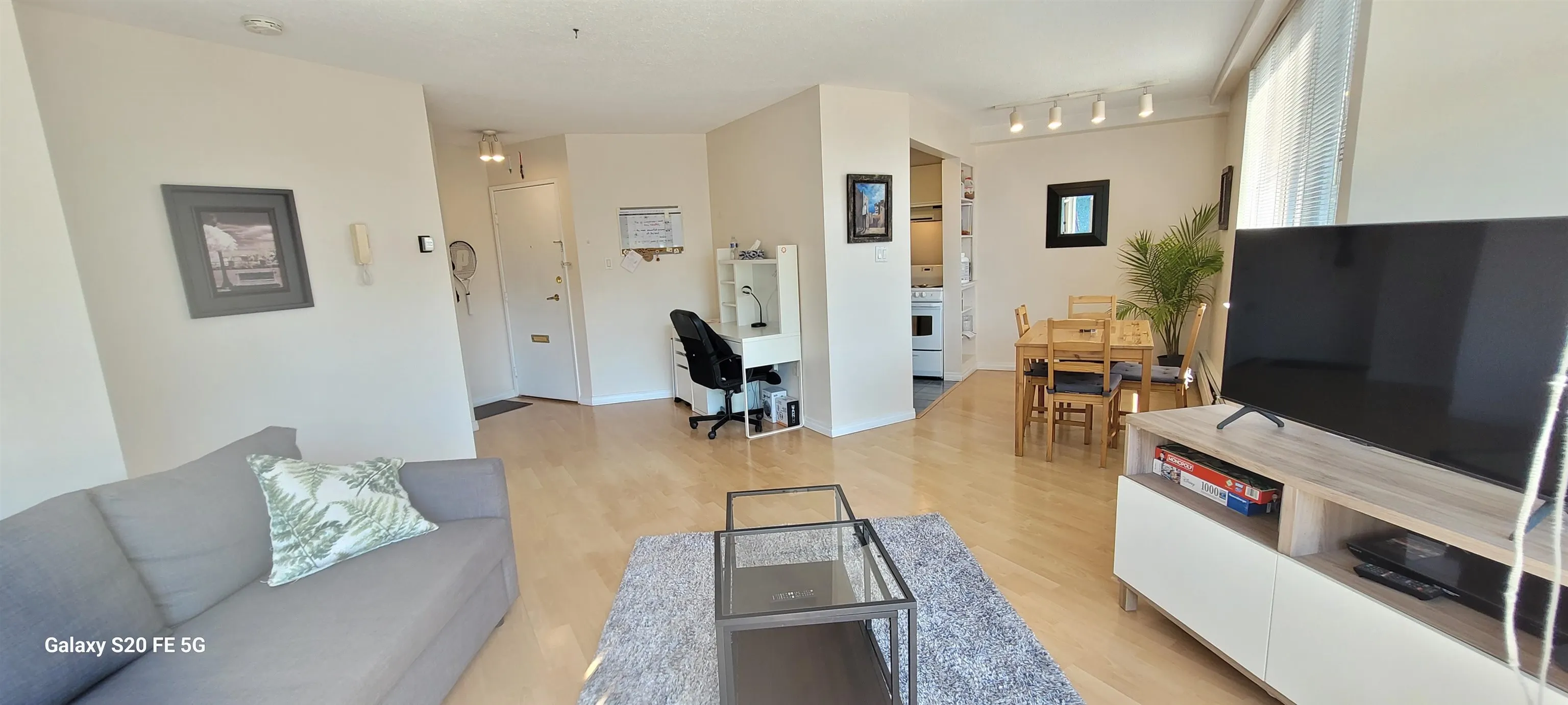 303 4691 W 10th Avenue