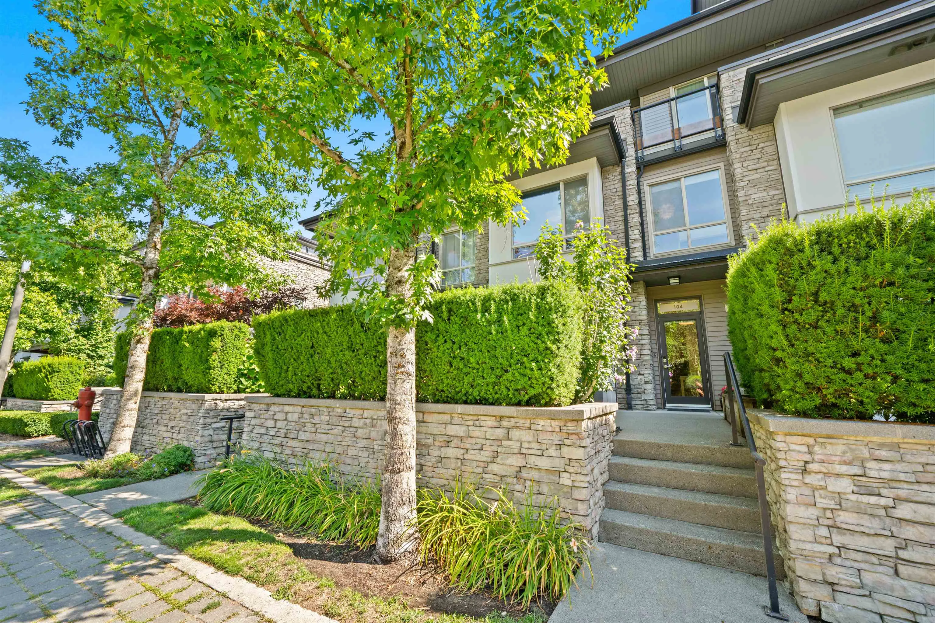 104 7428 Byrnepark Walk
