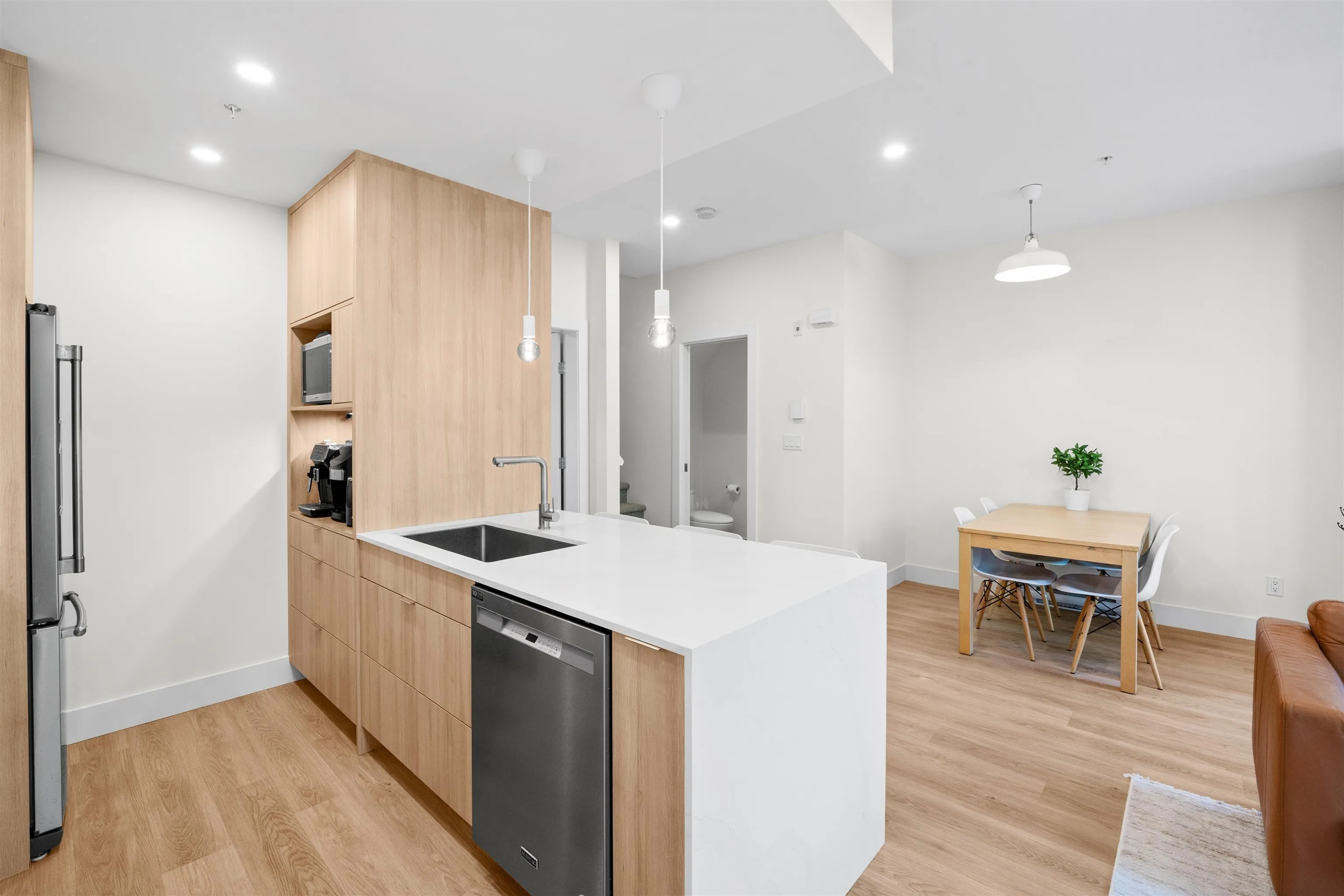 104 7428 Byrnepark Walk