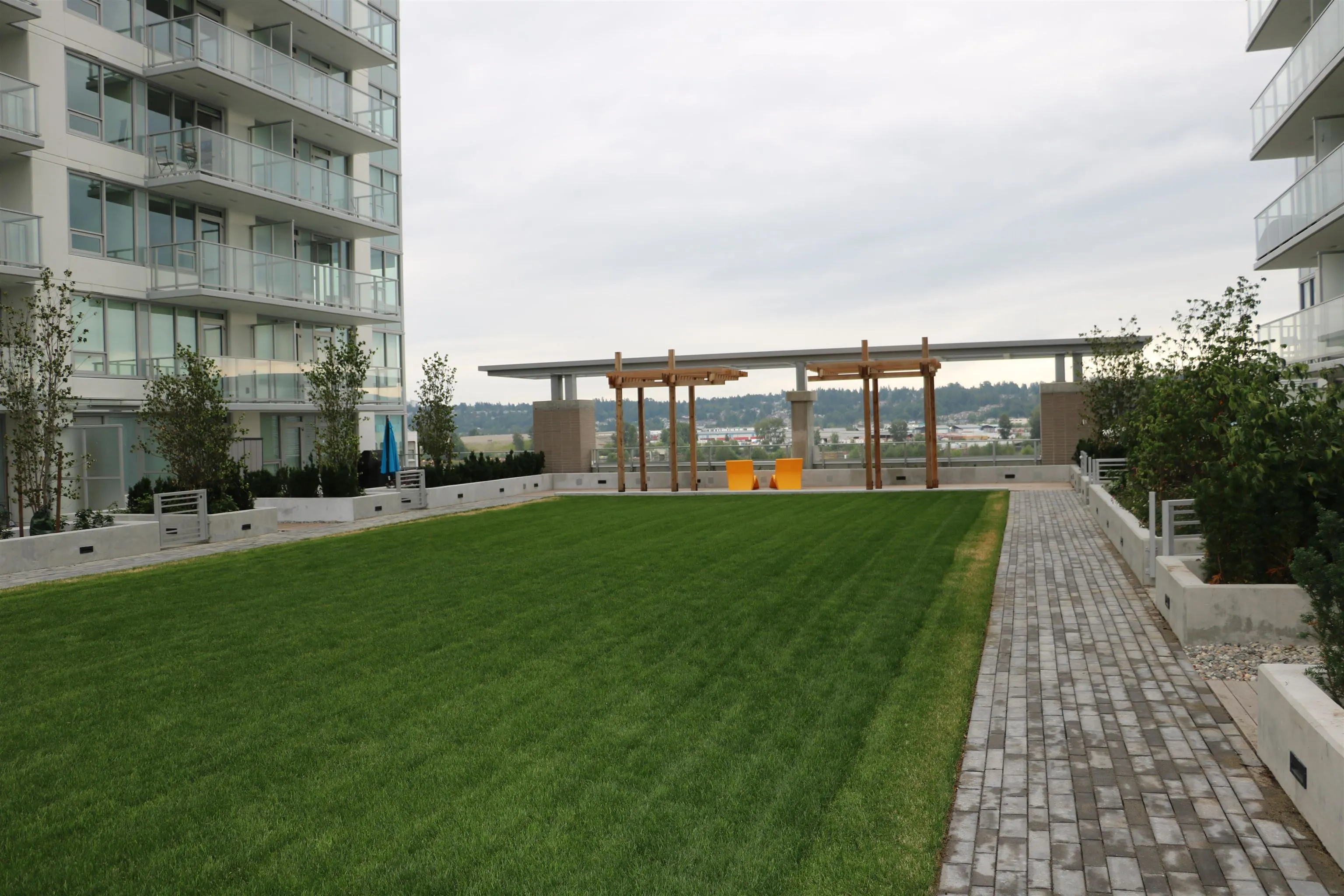 1808 908 Quayside Drive