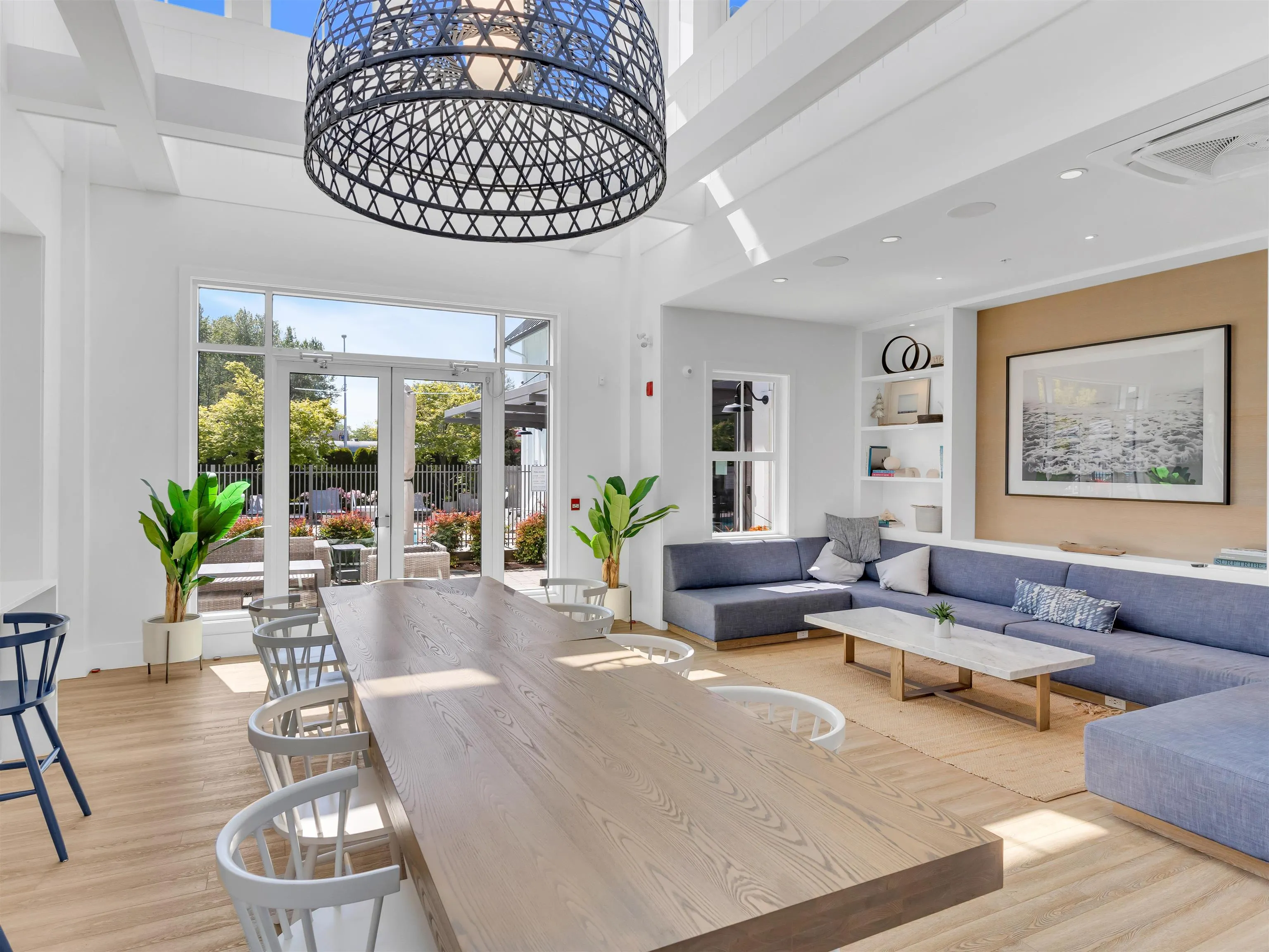 36 4716 Orca Way
