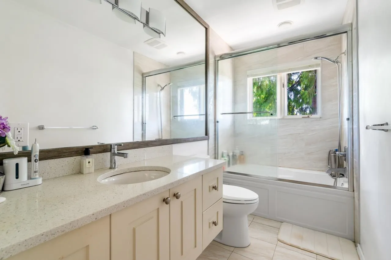 2408 SW Marine Drive
