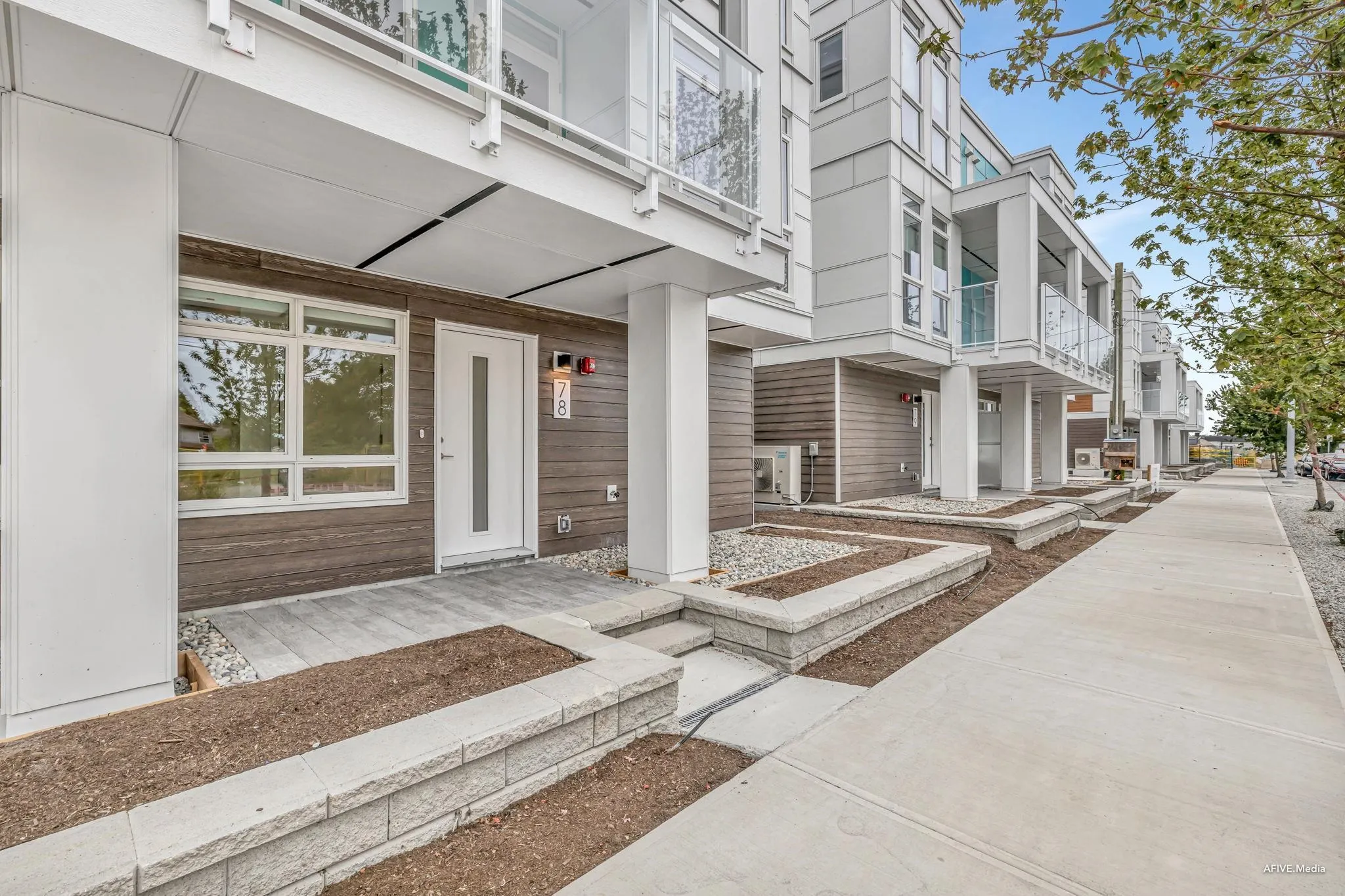 78 10333 River Drive