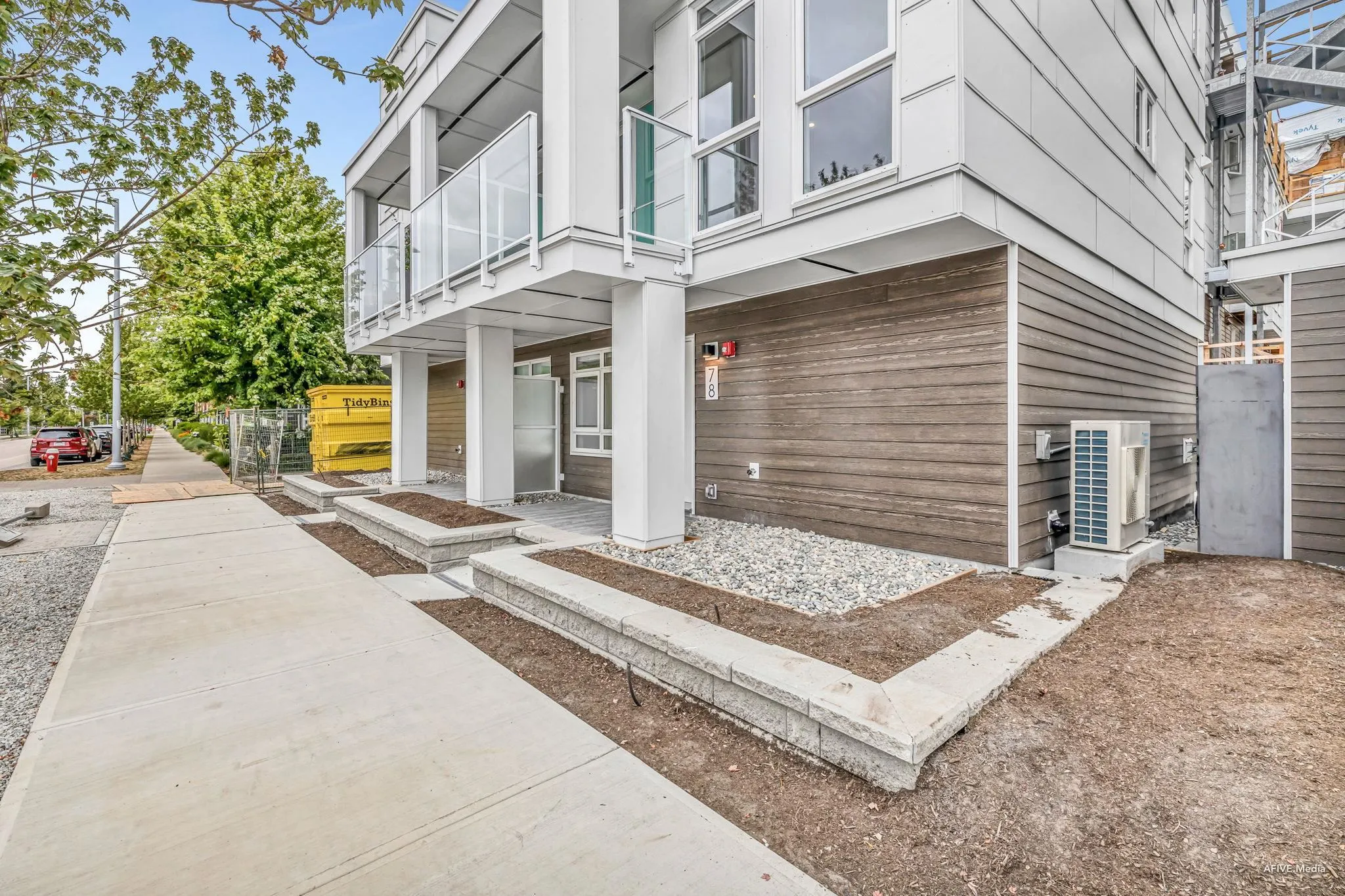 78 10333 River Drive