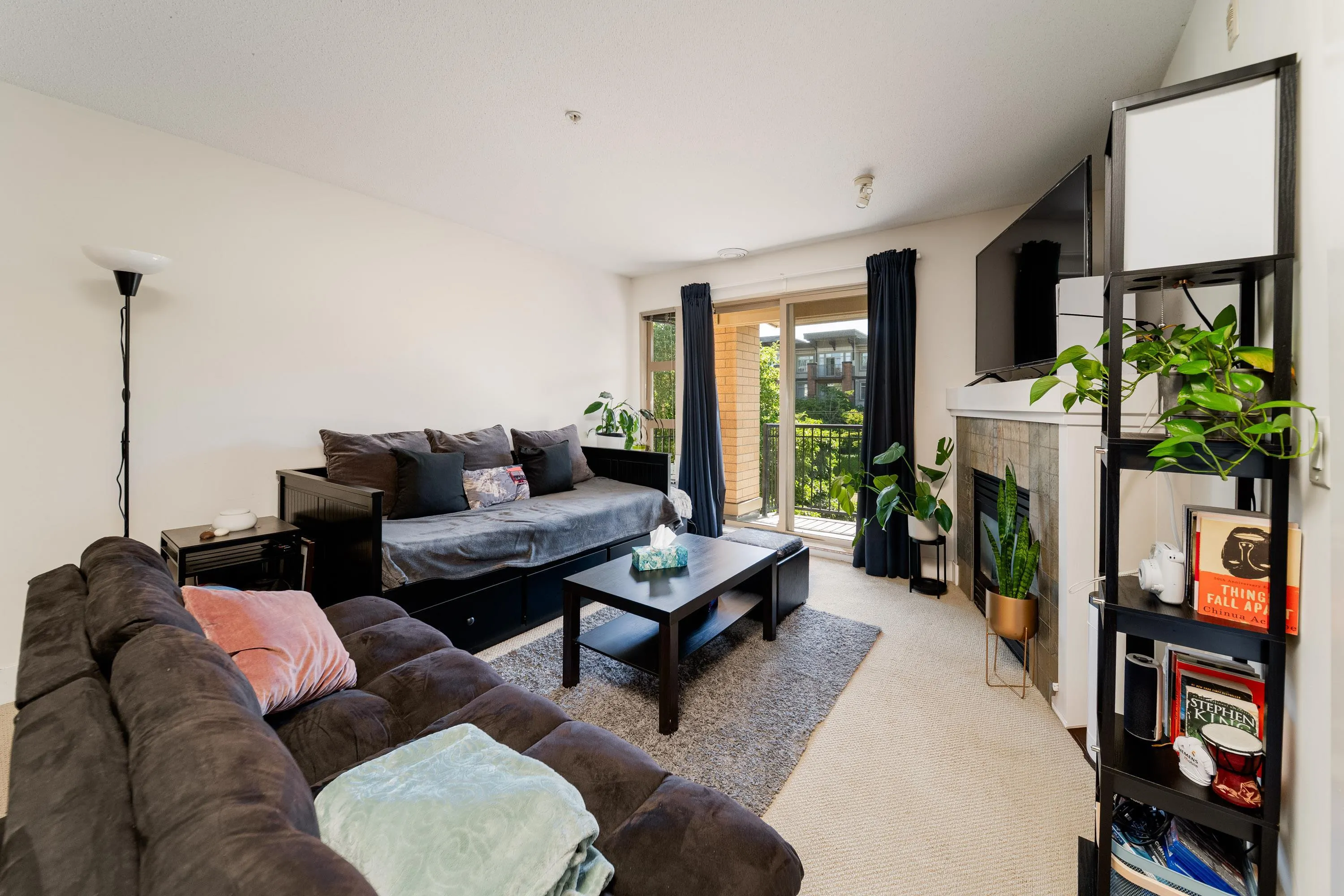 304 2338 Western Parkway