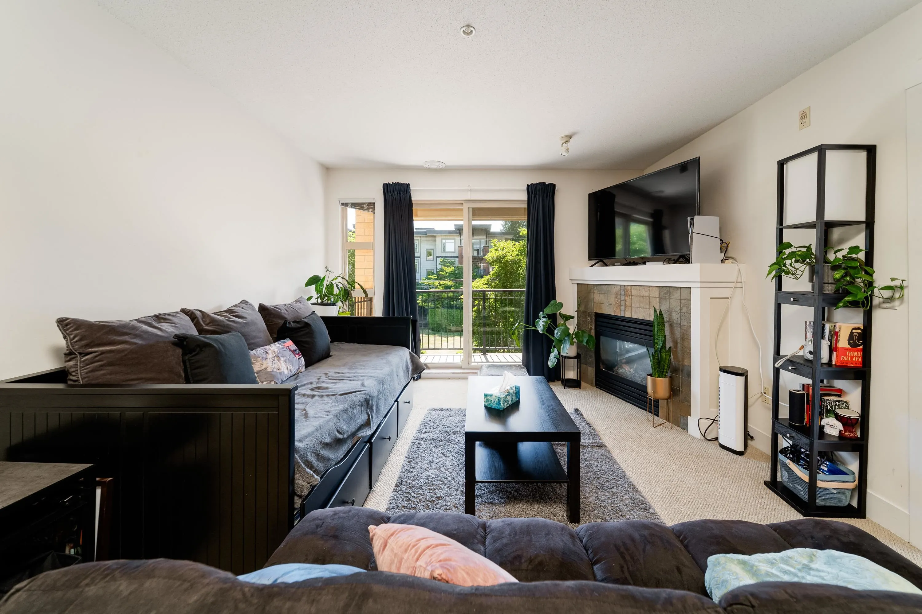 304 2338 Western Parkway