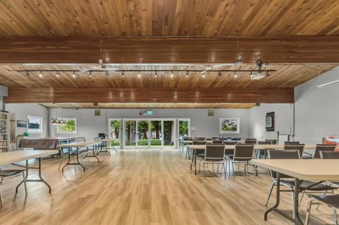 90 19644 Planetree Lane