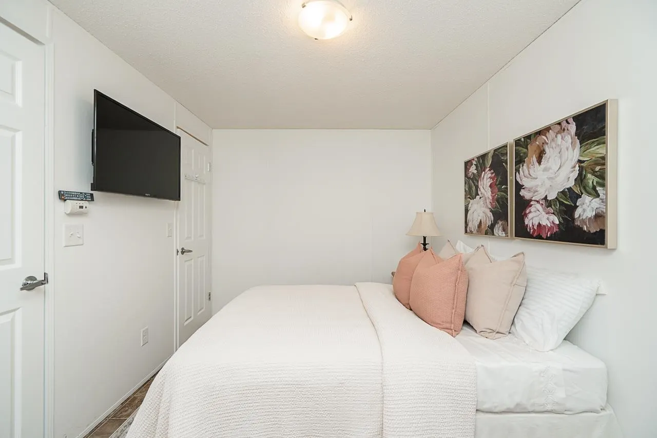 90 19644 Planetree Lane