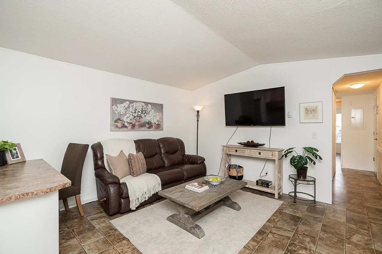 90 19644 Planetree Lane