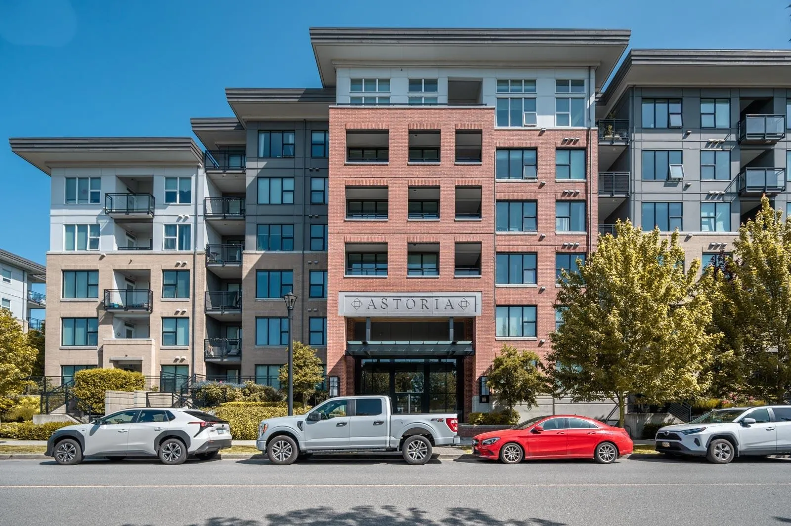 308 9399 Alexandra Road