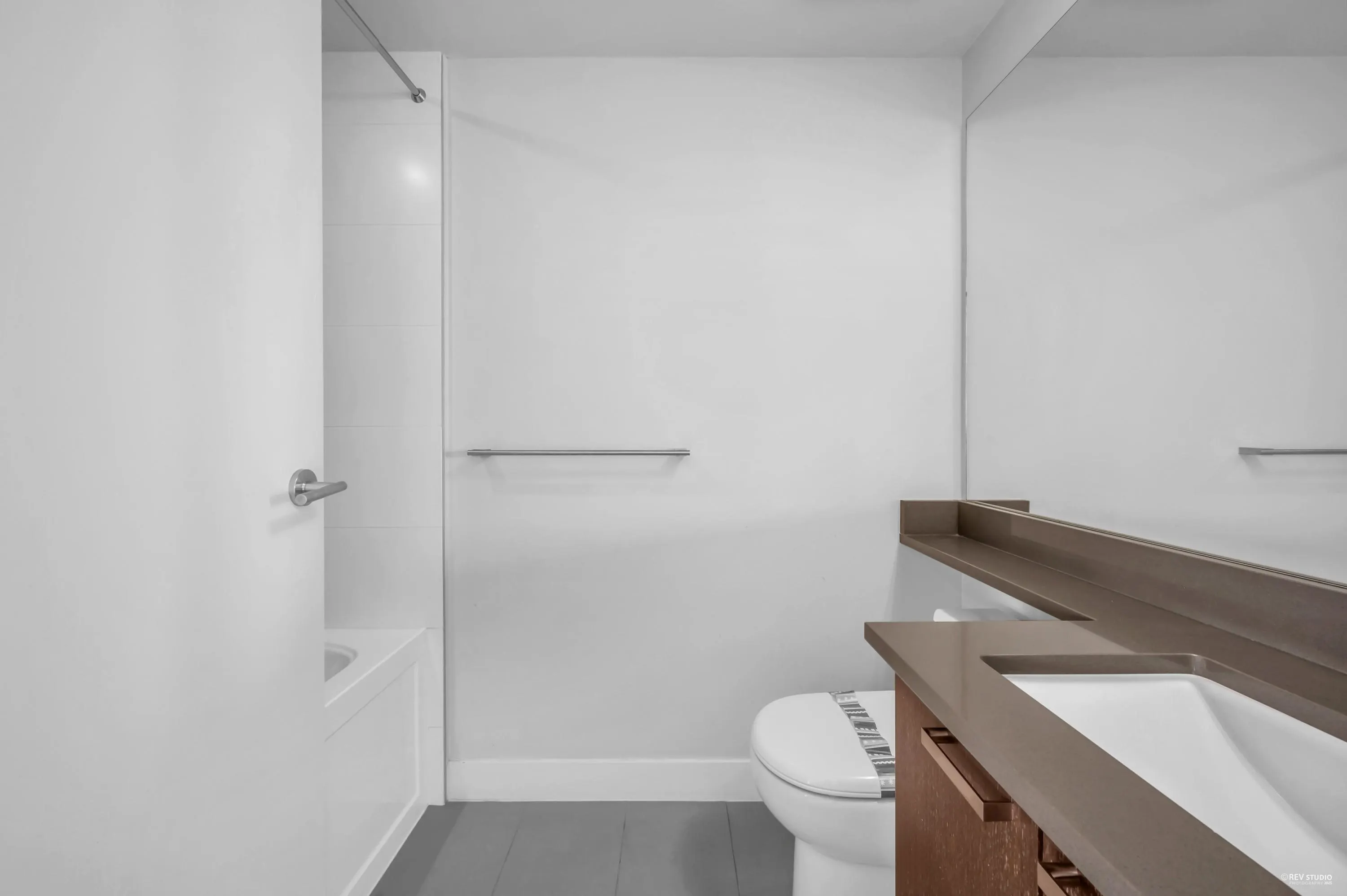 1505 7117 Elmbridge Way