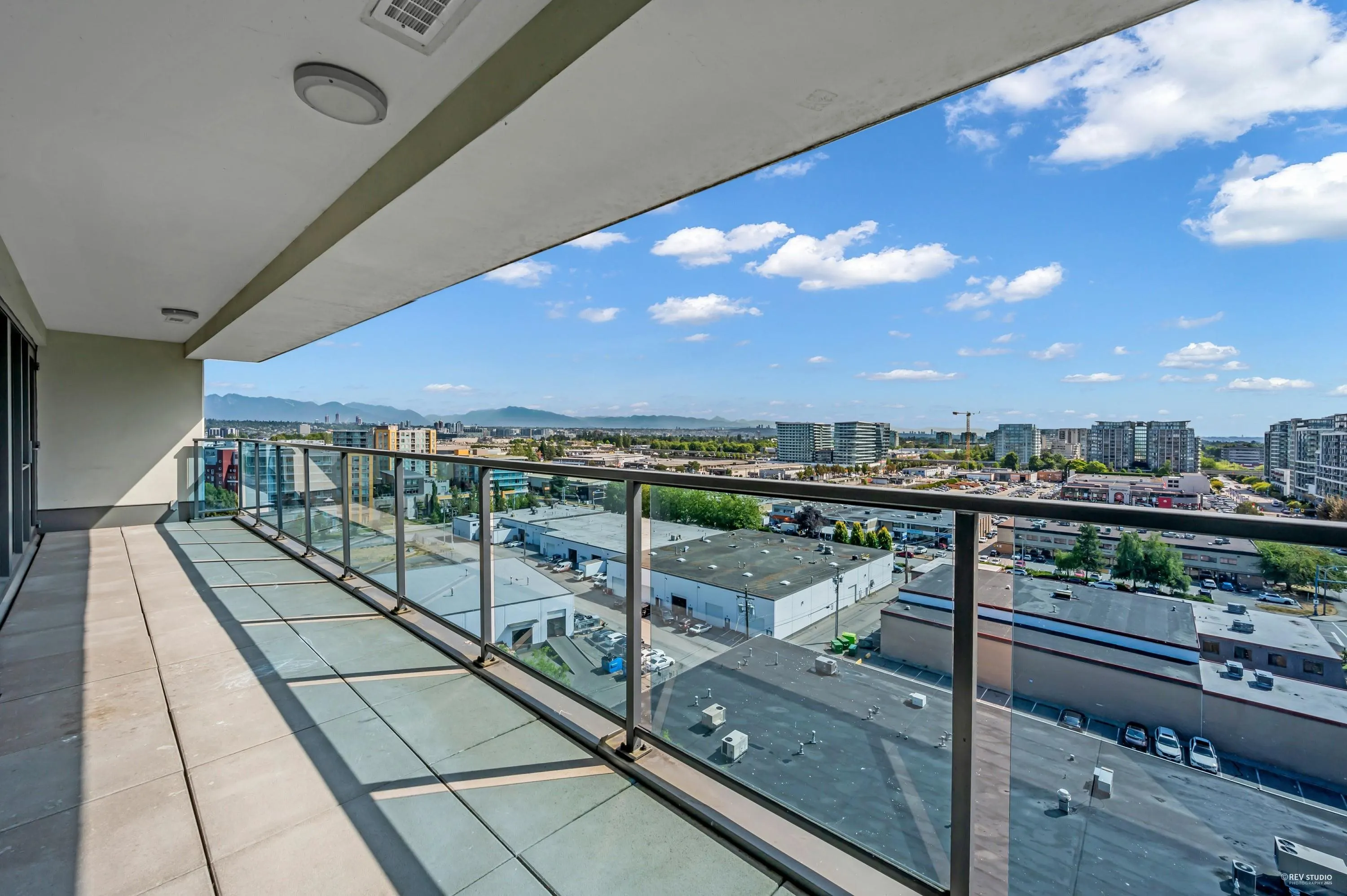 1505 7117 Elmbridge Way
