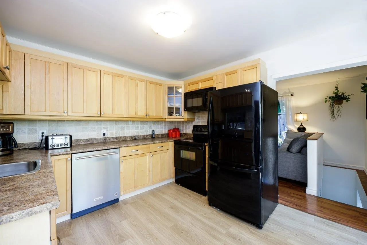 1061 Gladwin Drive