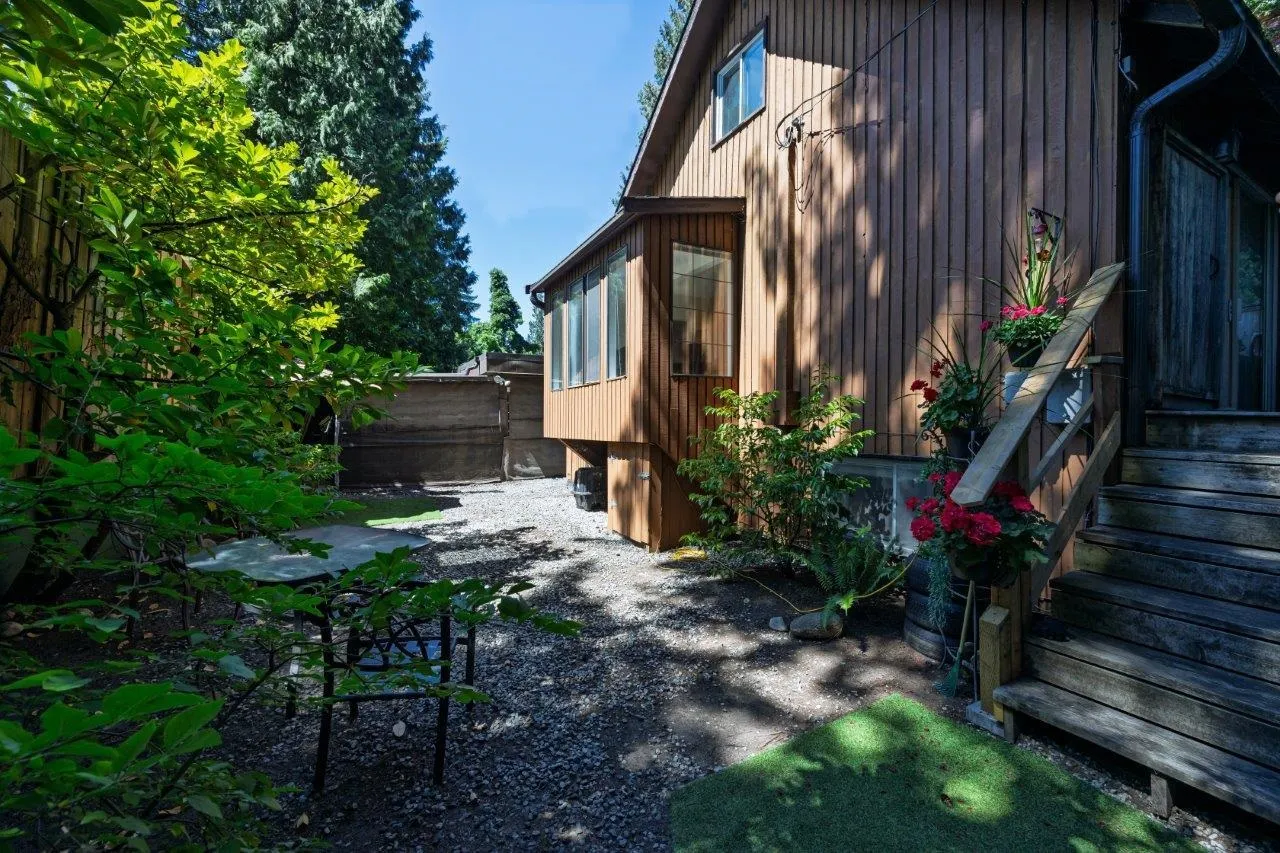 1061 Gladwin Drive