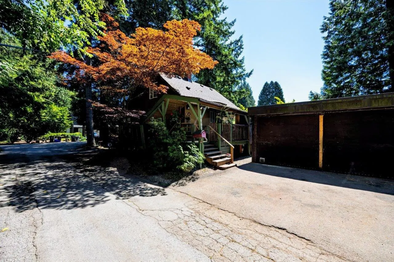 1061 Gladwin Drive