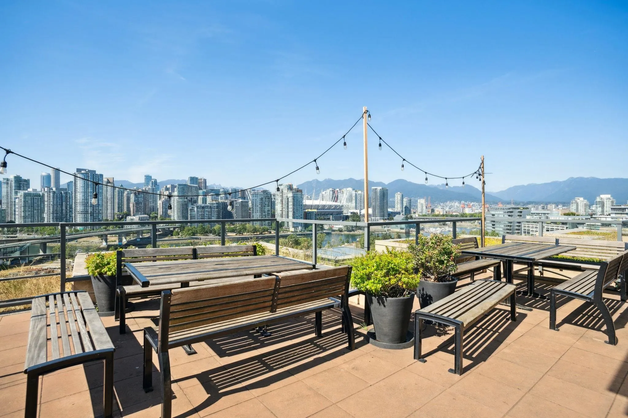 266 W 1st Avenue