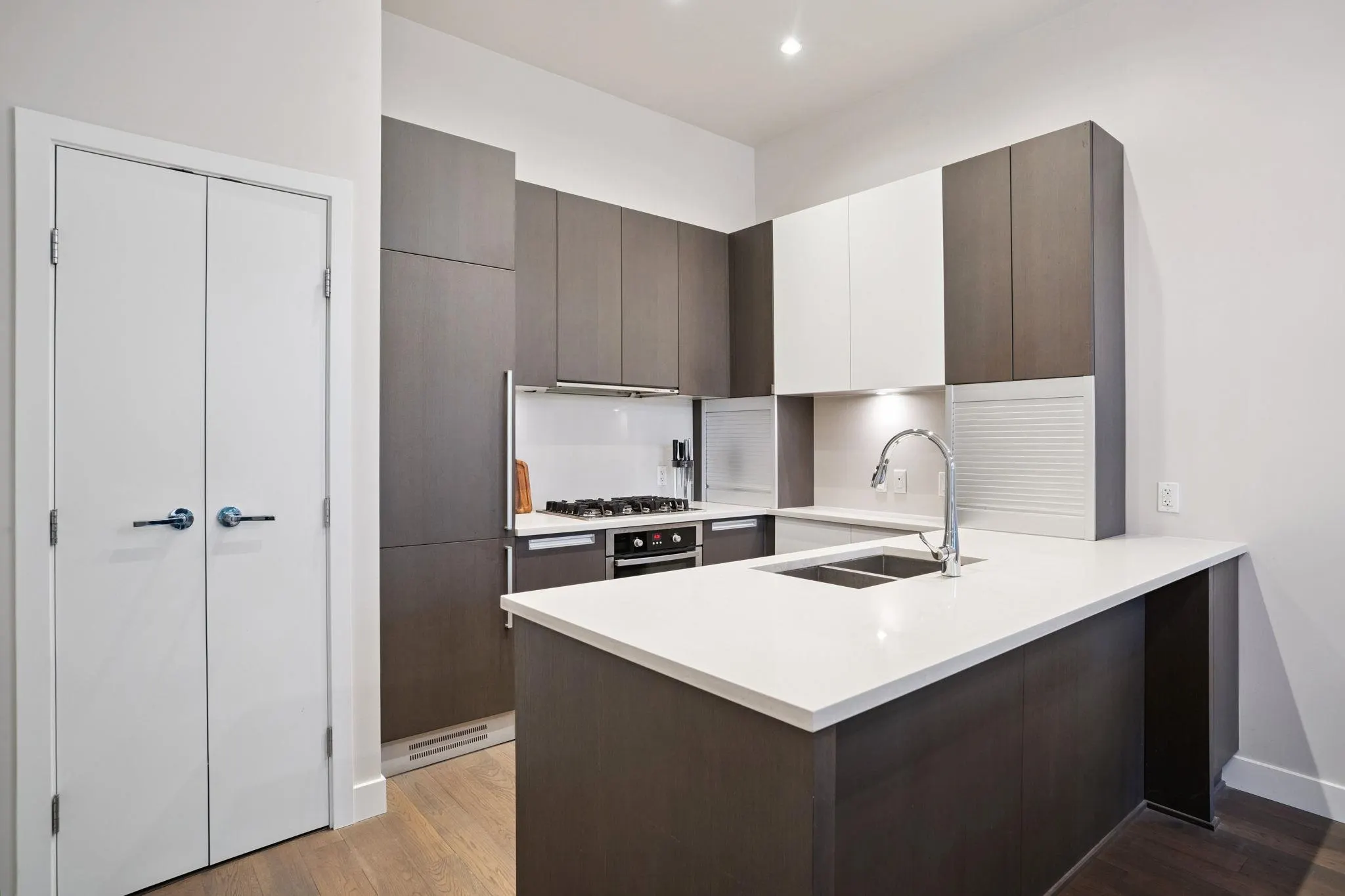 266 W 1st Avenue
